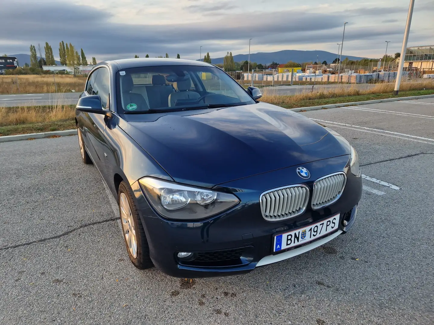 BMW 116 116i Blau - 1