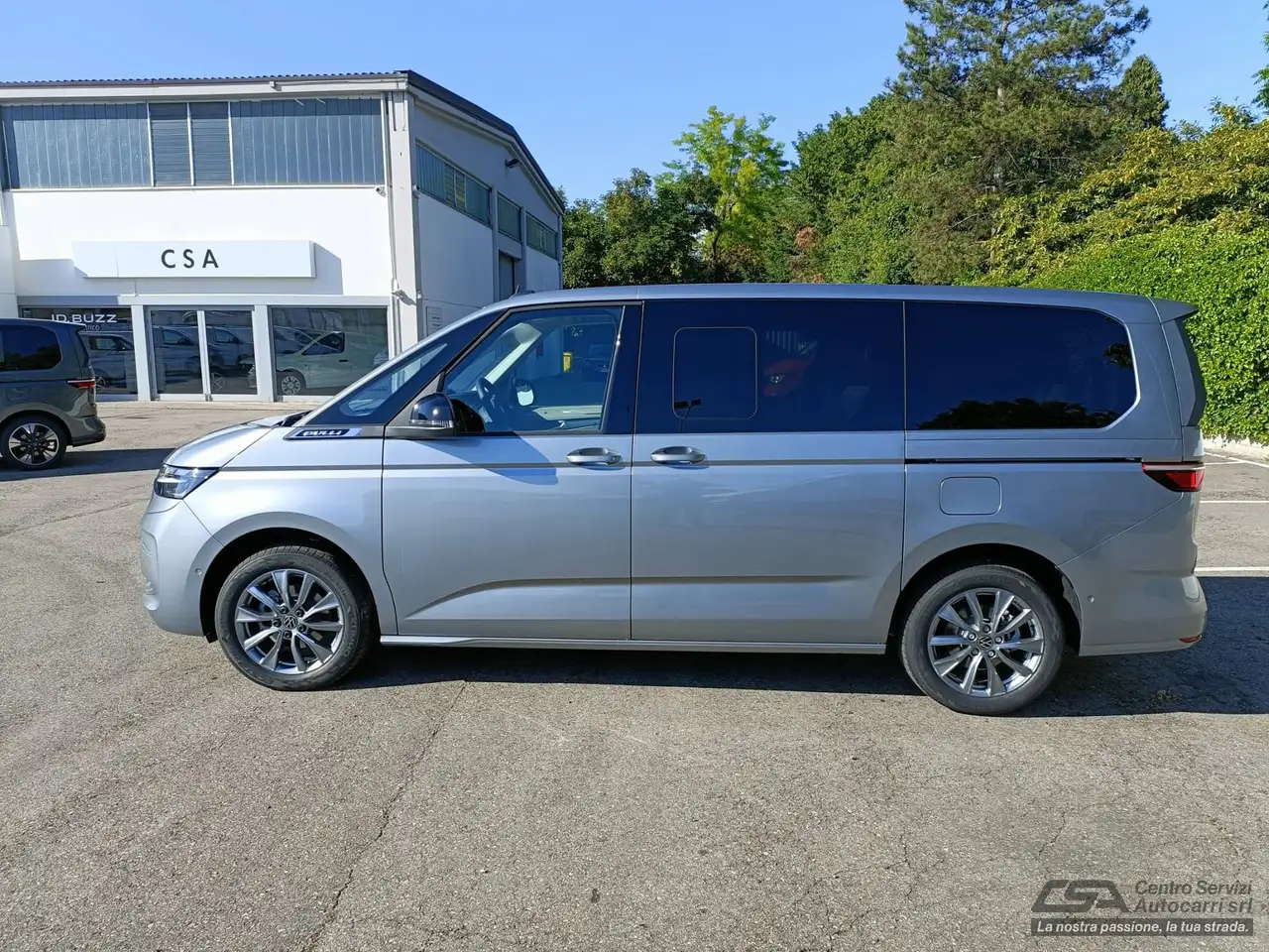 Volkswagen T7 Multivan 2026 — фото 11