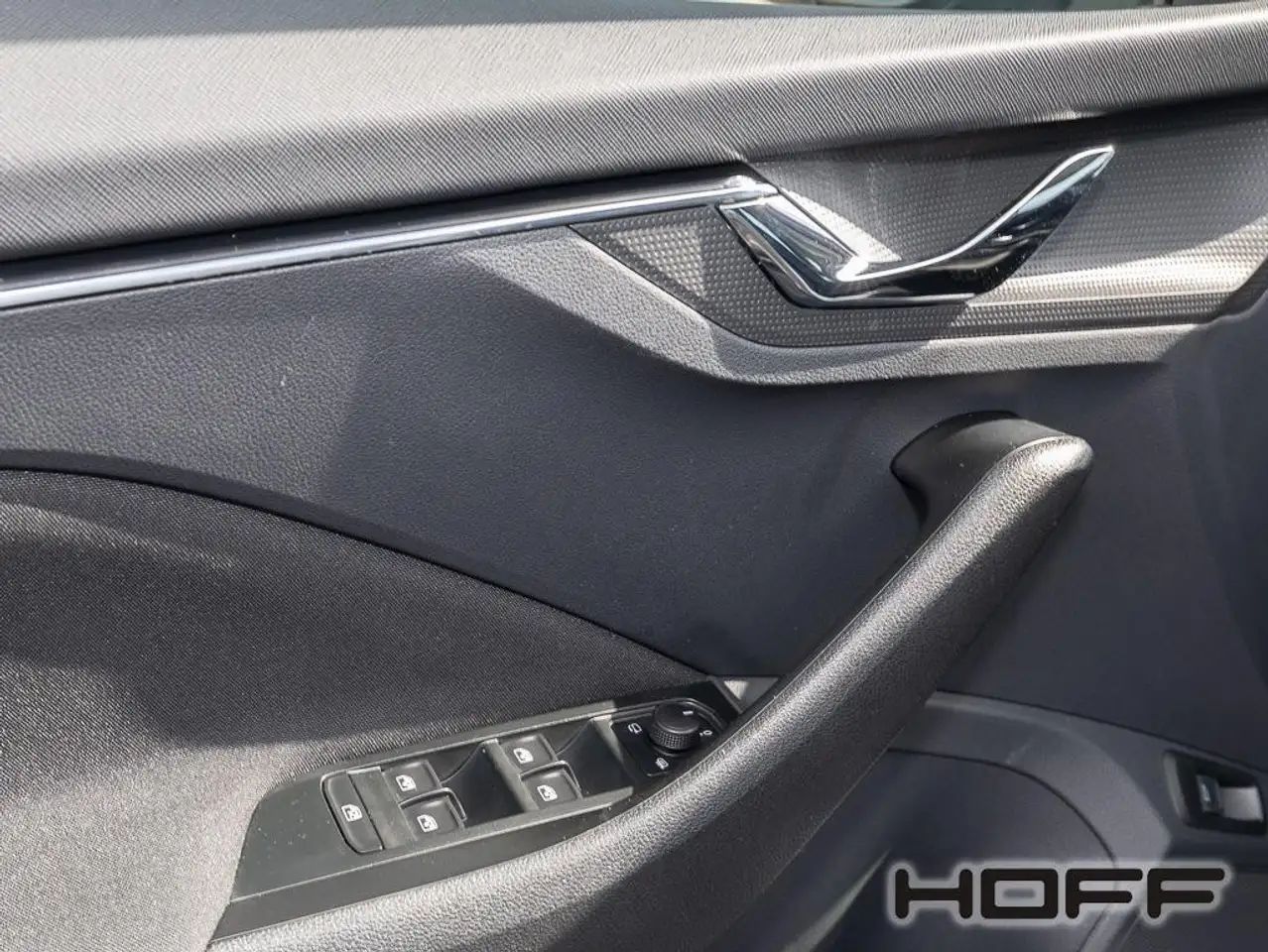 Skoda Kamiq 1.0 TSI Tour Navi el.Heckkl. Kamera SideAssist, миниатюра 5