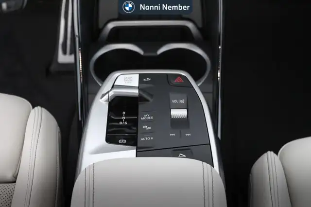 BMW X1 view 12