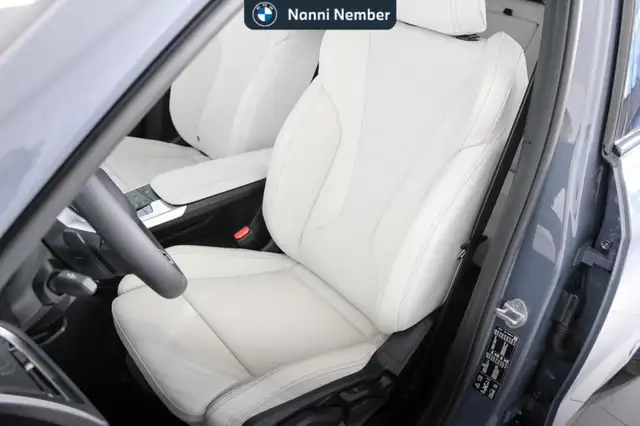 BMW X1 view 13