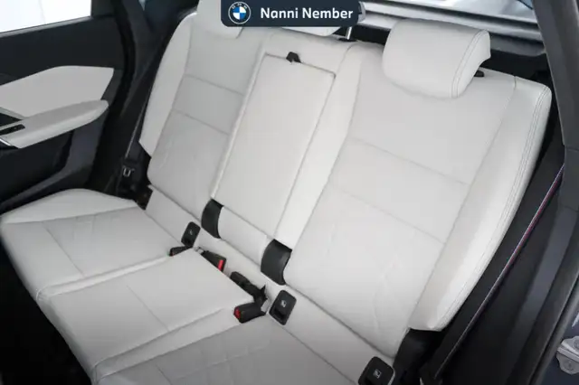 BMW X1 view 14