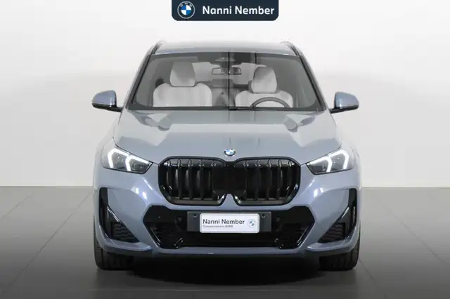 BMW X1 view 2