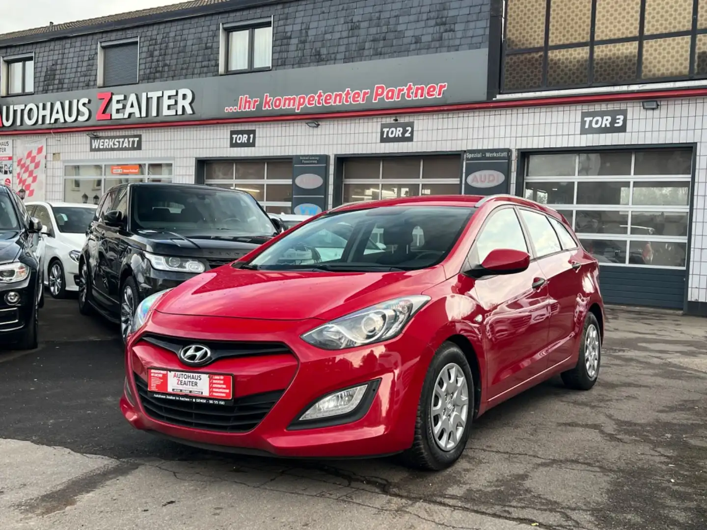 Hyundai i30 cw Classic Rot - 2
