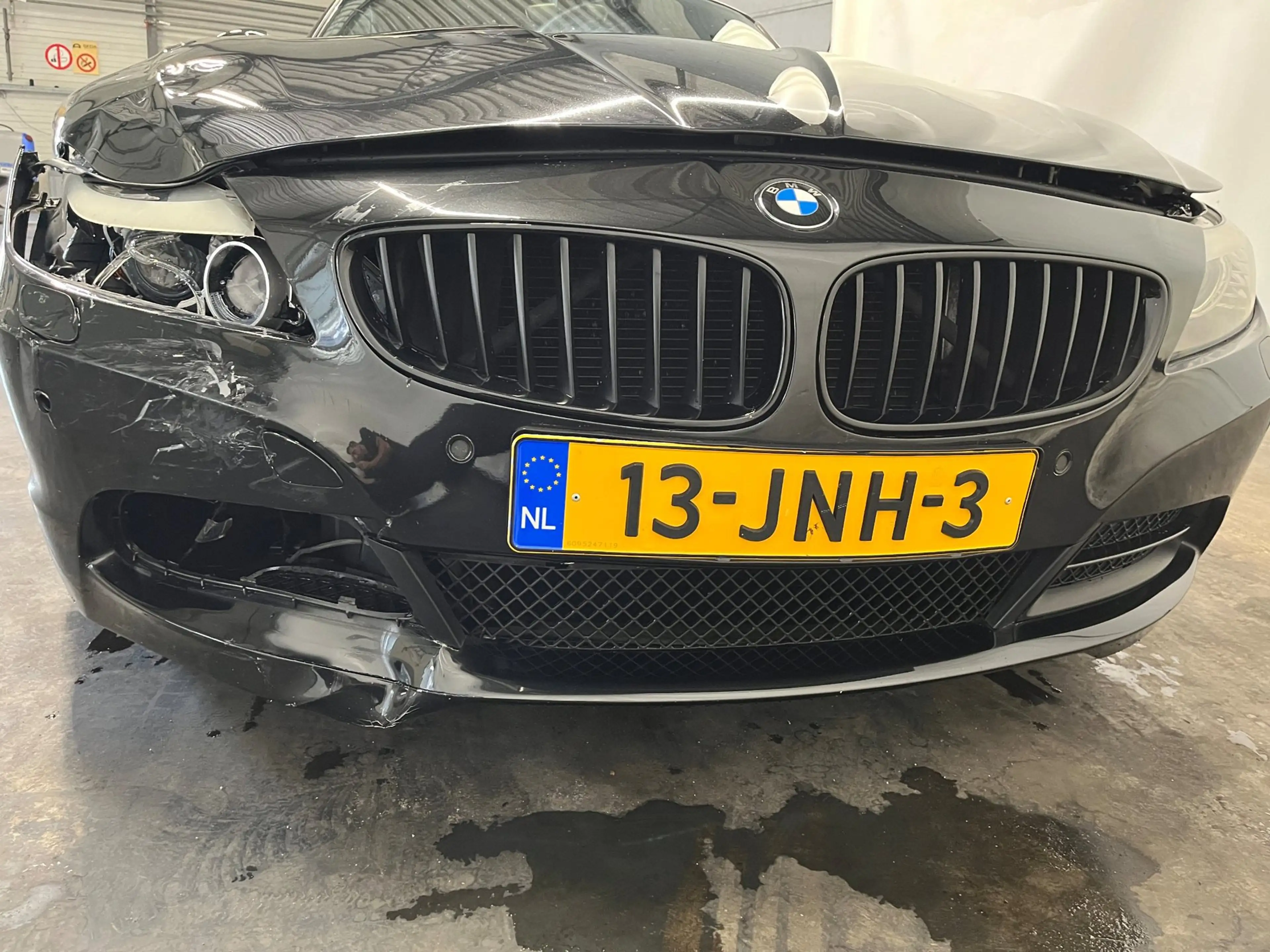 BMW Z4 Roadster SDrive30i Introduction SCHADEAUTO!!! — photo 15