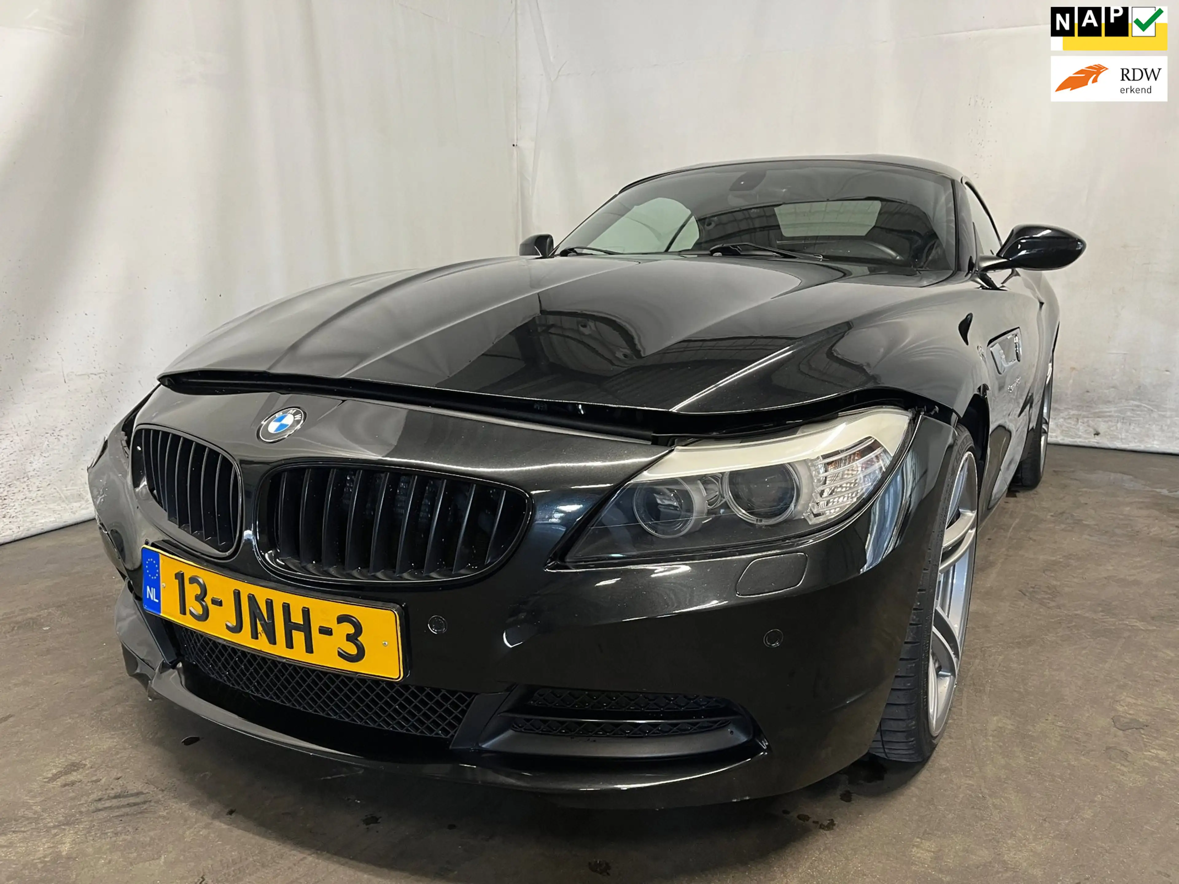 BMW Z4 Roadster SDrive30i Introduction SCHADEAUTO!!!