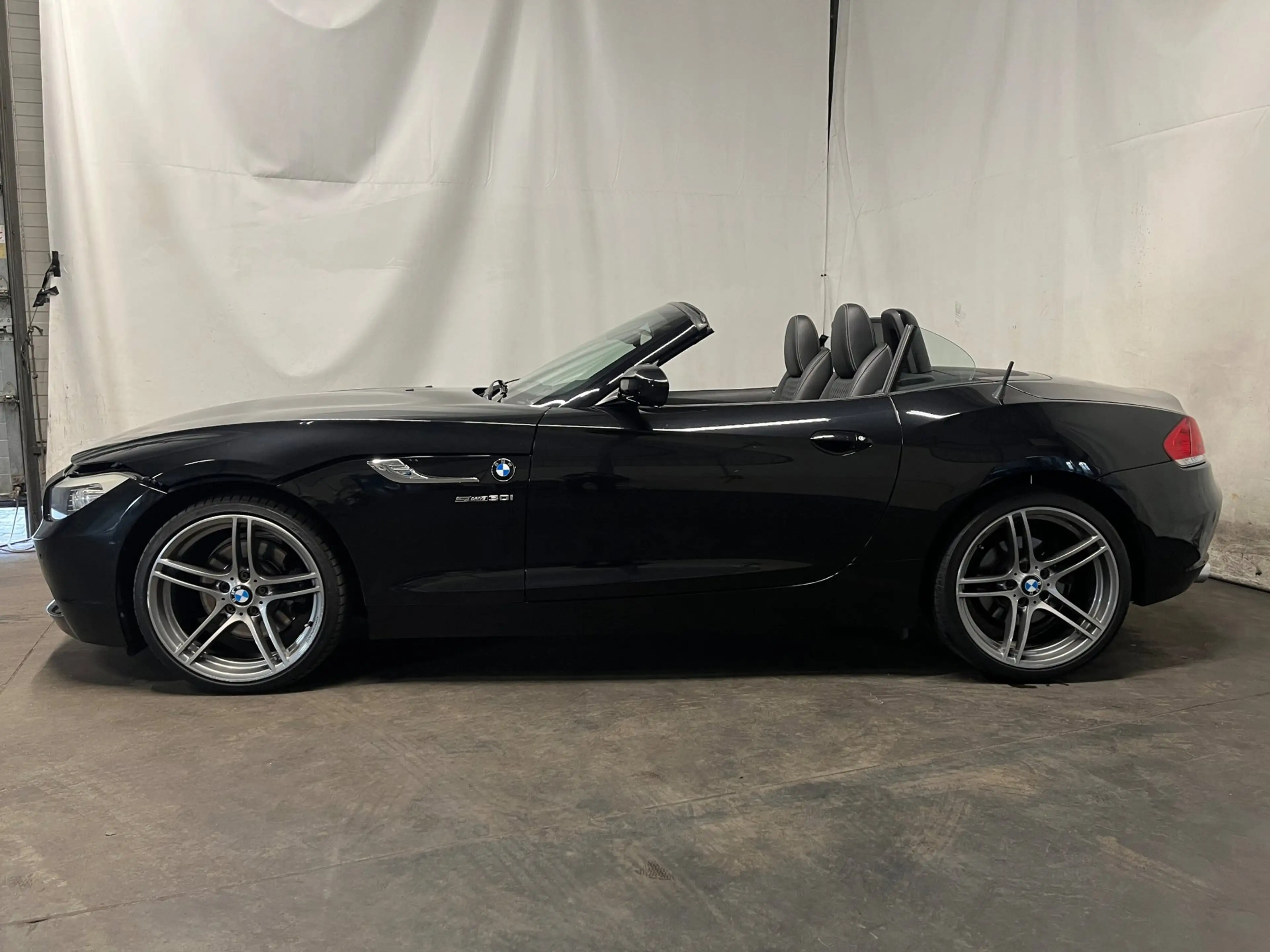 BMW Z4 Roadster SDrive30i Introduction SCHADEAUTO!!! — photo 3
