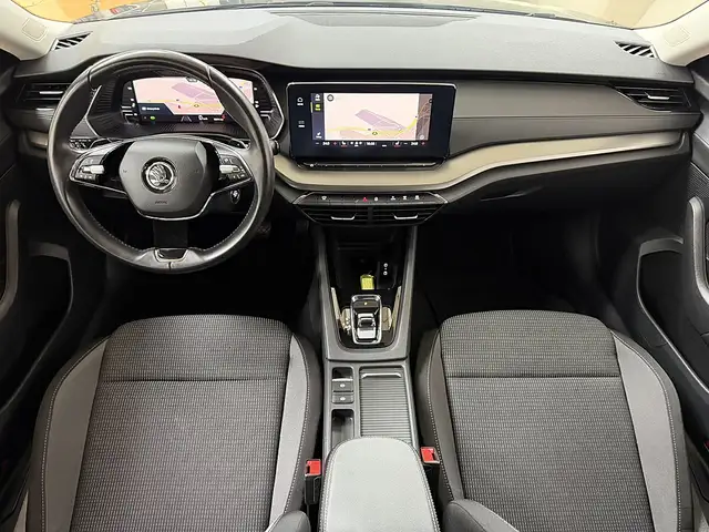 Skoda Octavia view 6