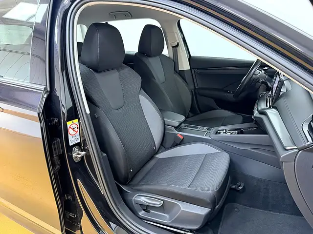 Skoda Octavia view 9
