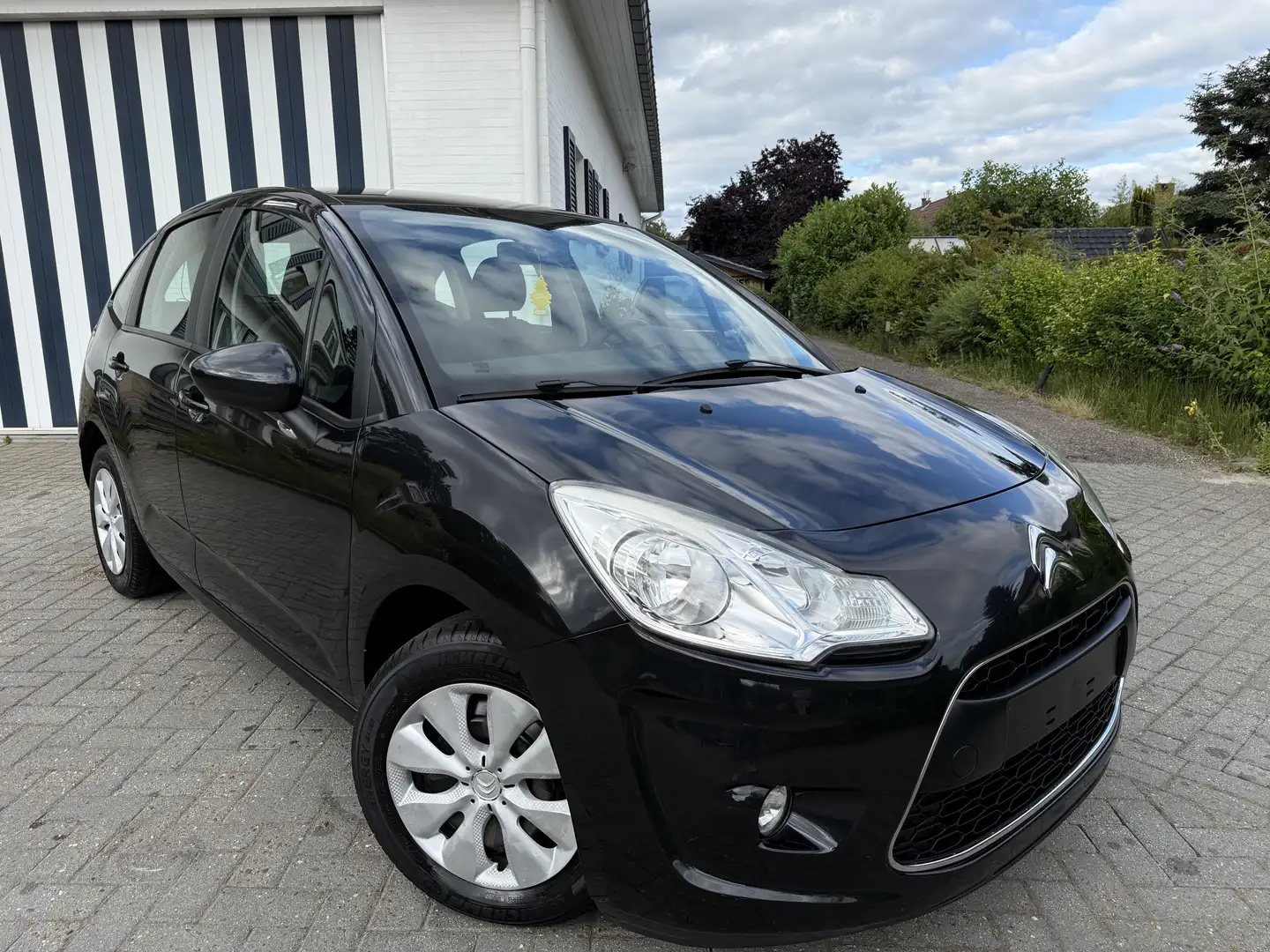 Citroen C3 Pure Tech (VTi) 82 Exclusive Noir - 2