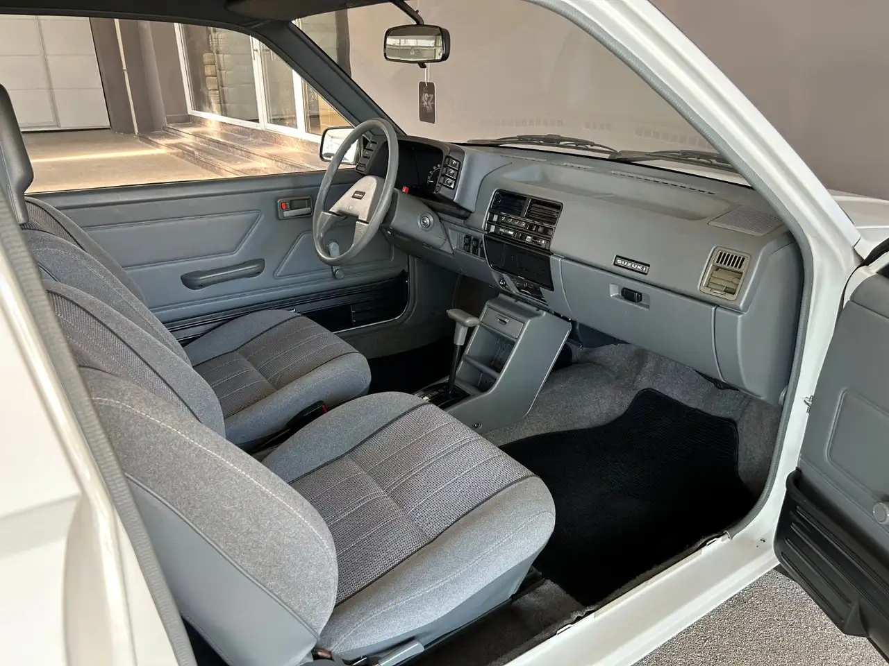 Suzuki Swift 1 GL/Automatik/30.934 Km/TÜV/Oldtimer, foto 12