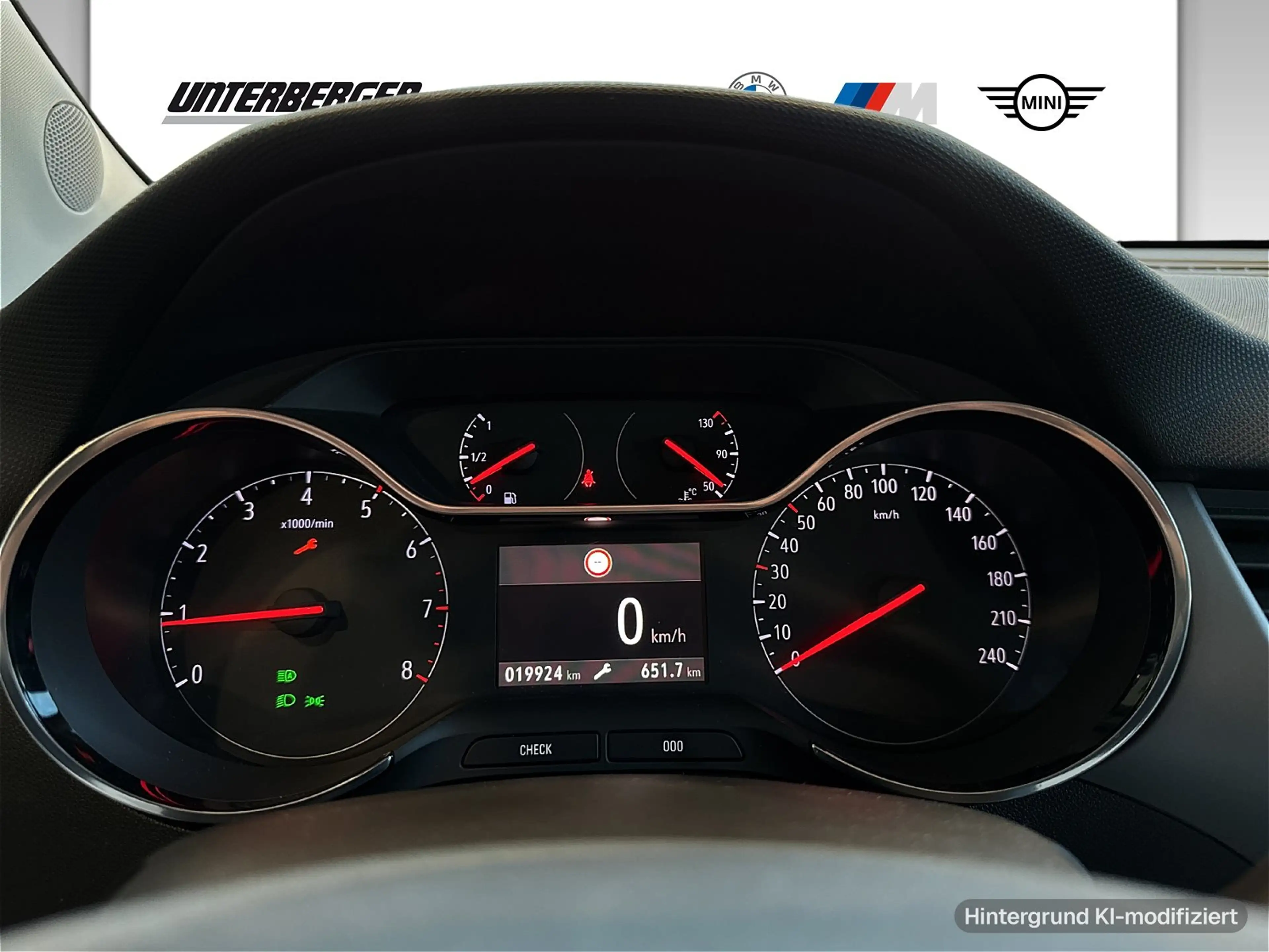 Opel Crossland 1.2 Turbo Enjoy RFK Klimaaut. PDC — photo 9