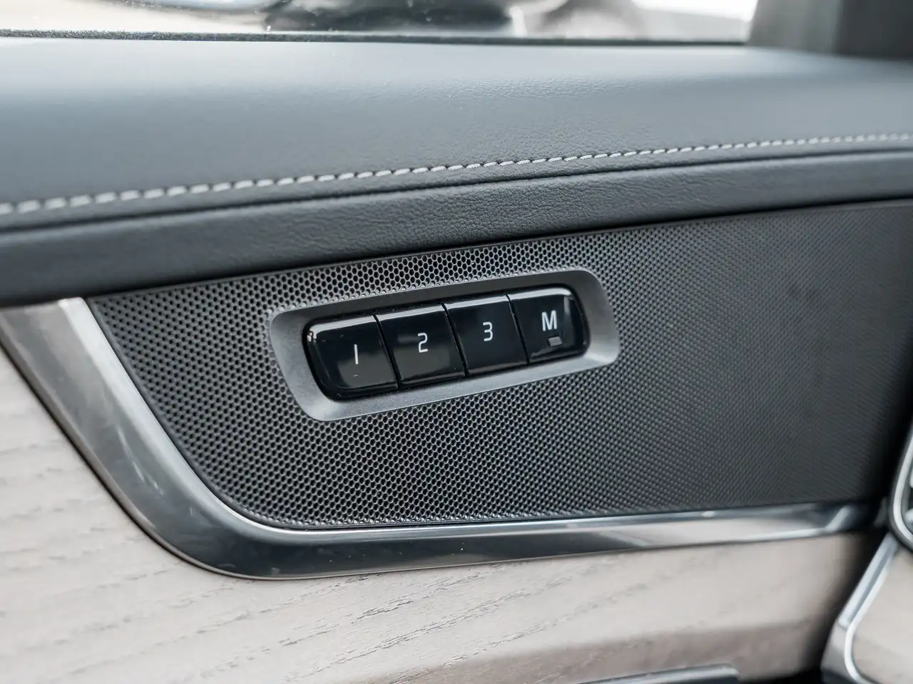 Volvo XC90 снимка Volvo XC90