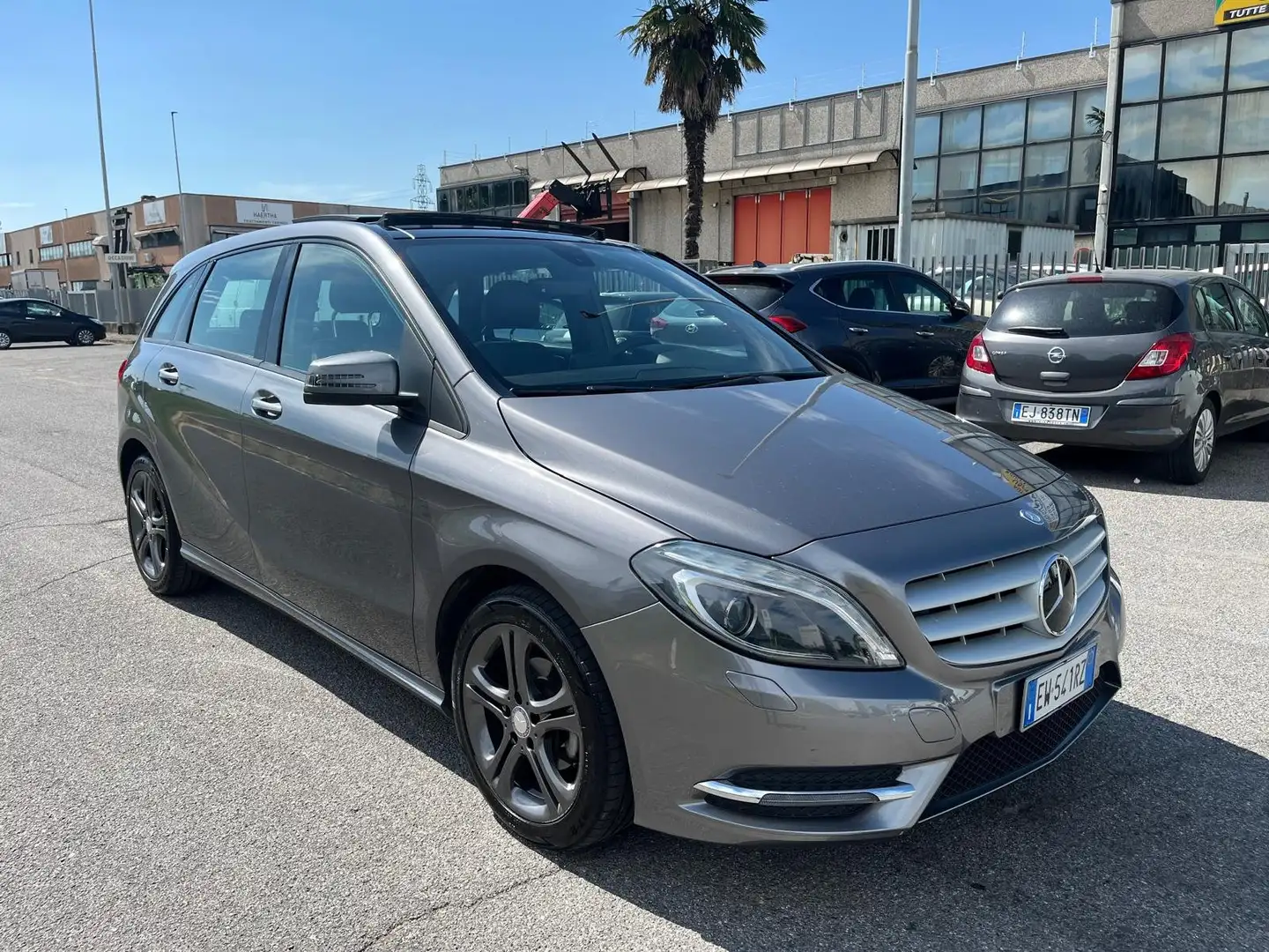 Mercedes-Benz B 180 Classe B - T246 cdi Premium auto Grigio - 2