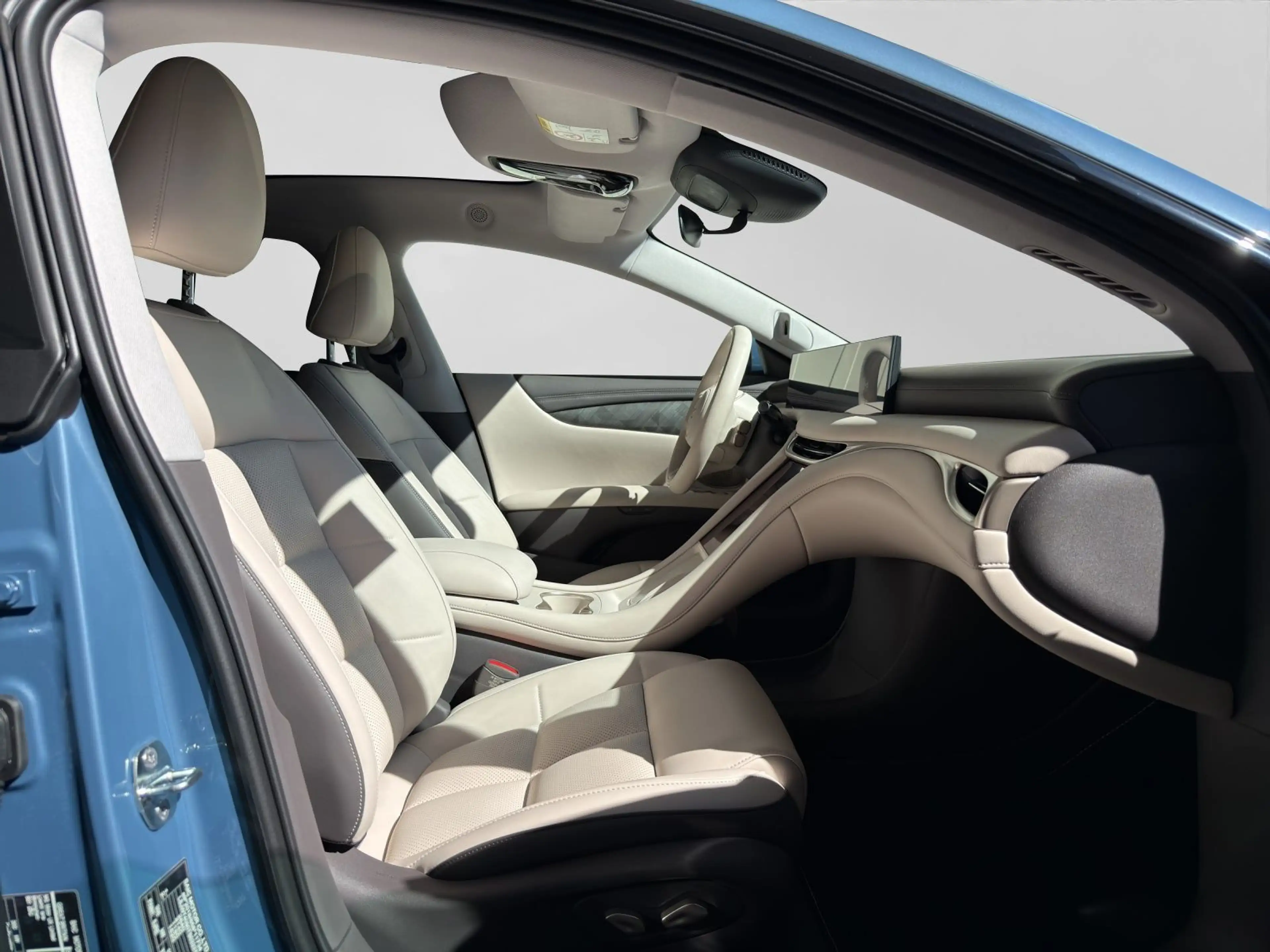 MG MG IM5 EV 100 kWh PREMIUM 360 Grad 800V 100K — photo 4