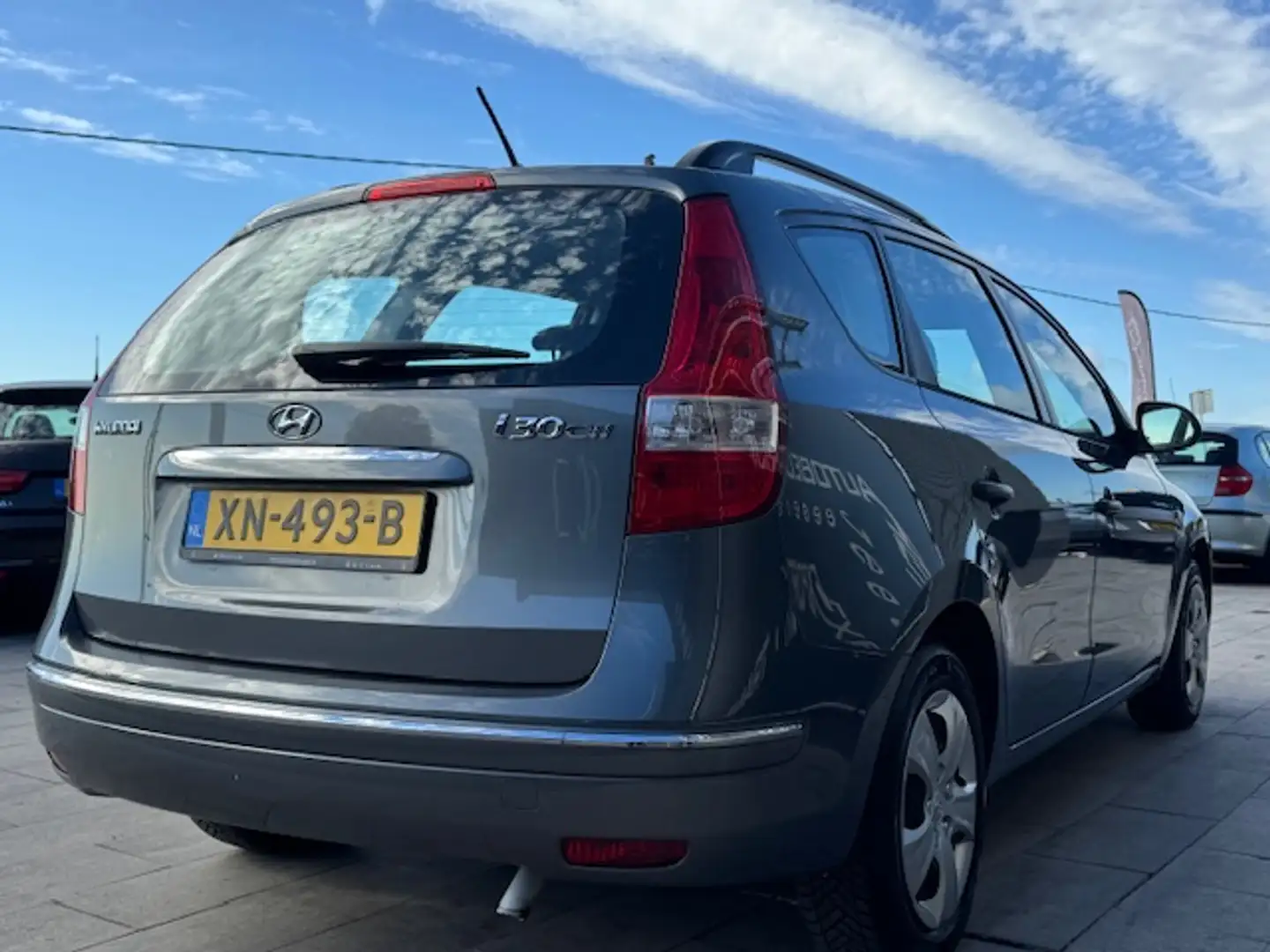 Hyundai i30 1.4i Blue Dynamic Grau - 2