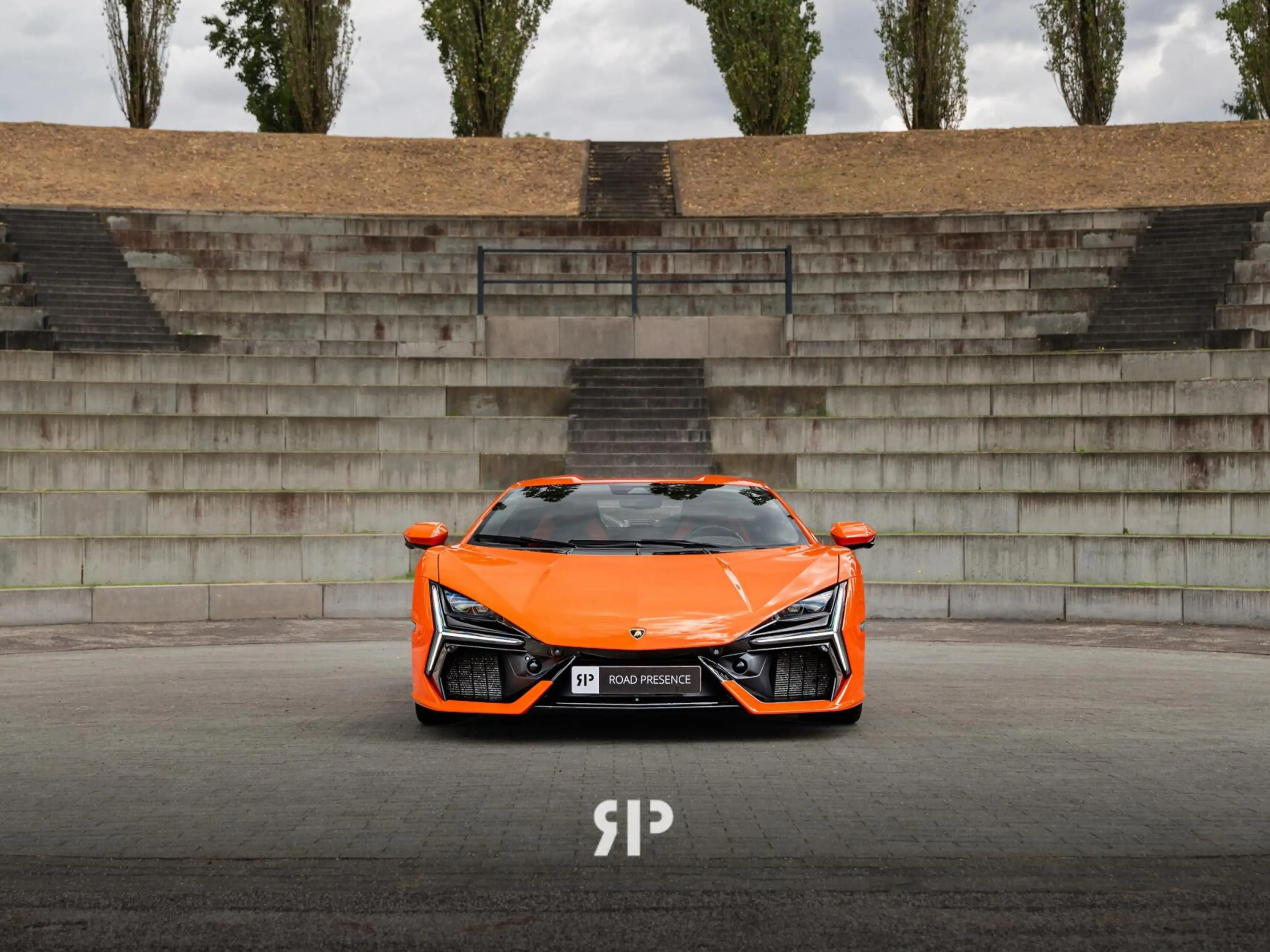 Lamborghini Revuelto Revuelto 6.5 V12 — photo 11