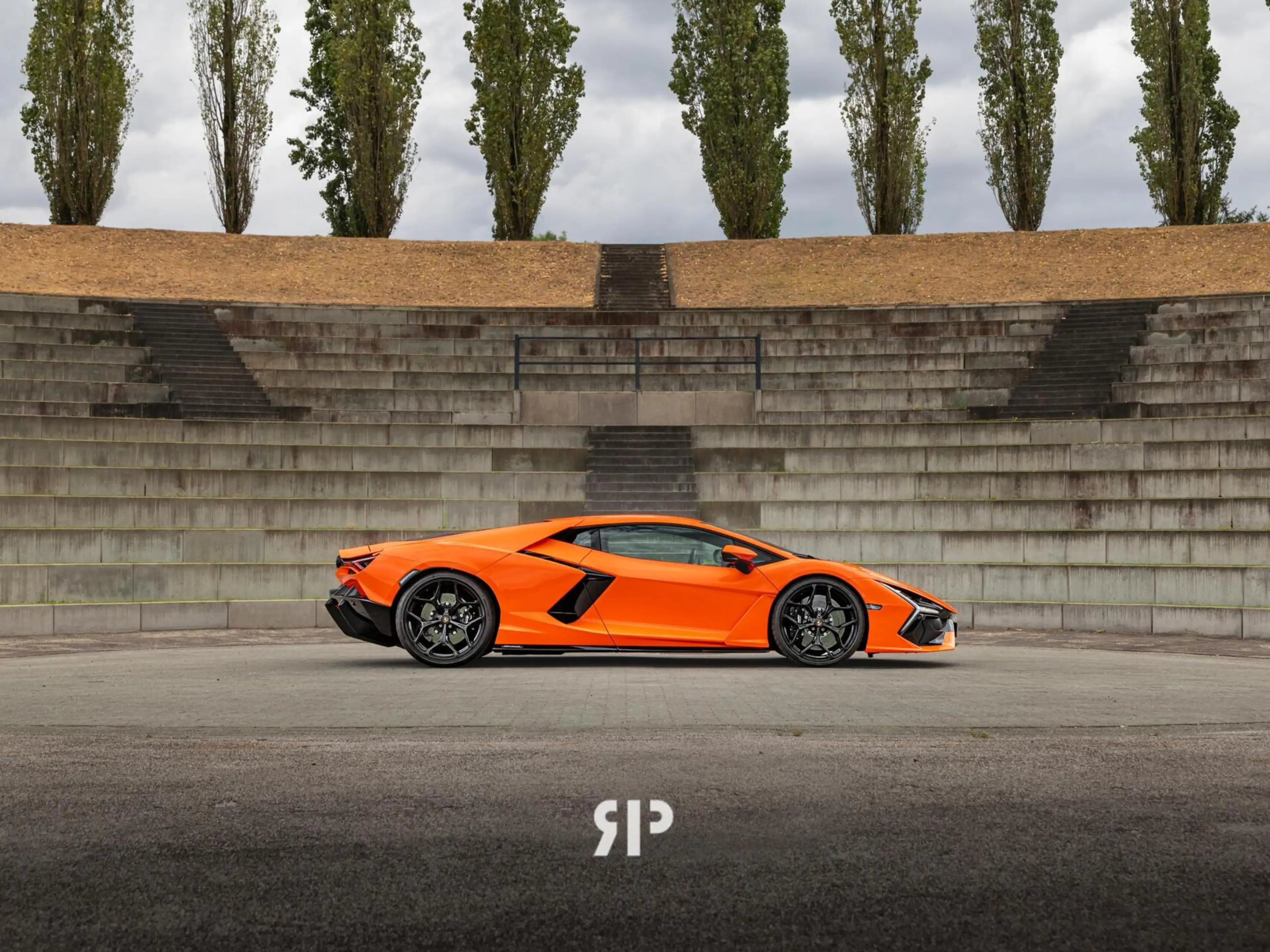 Lamborghini Revuelto Revuelto 6.5 V12 — photo 2