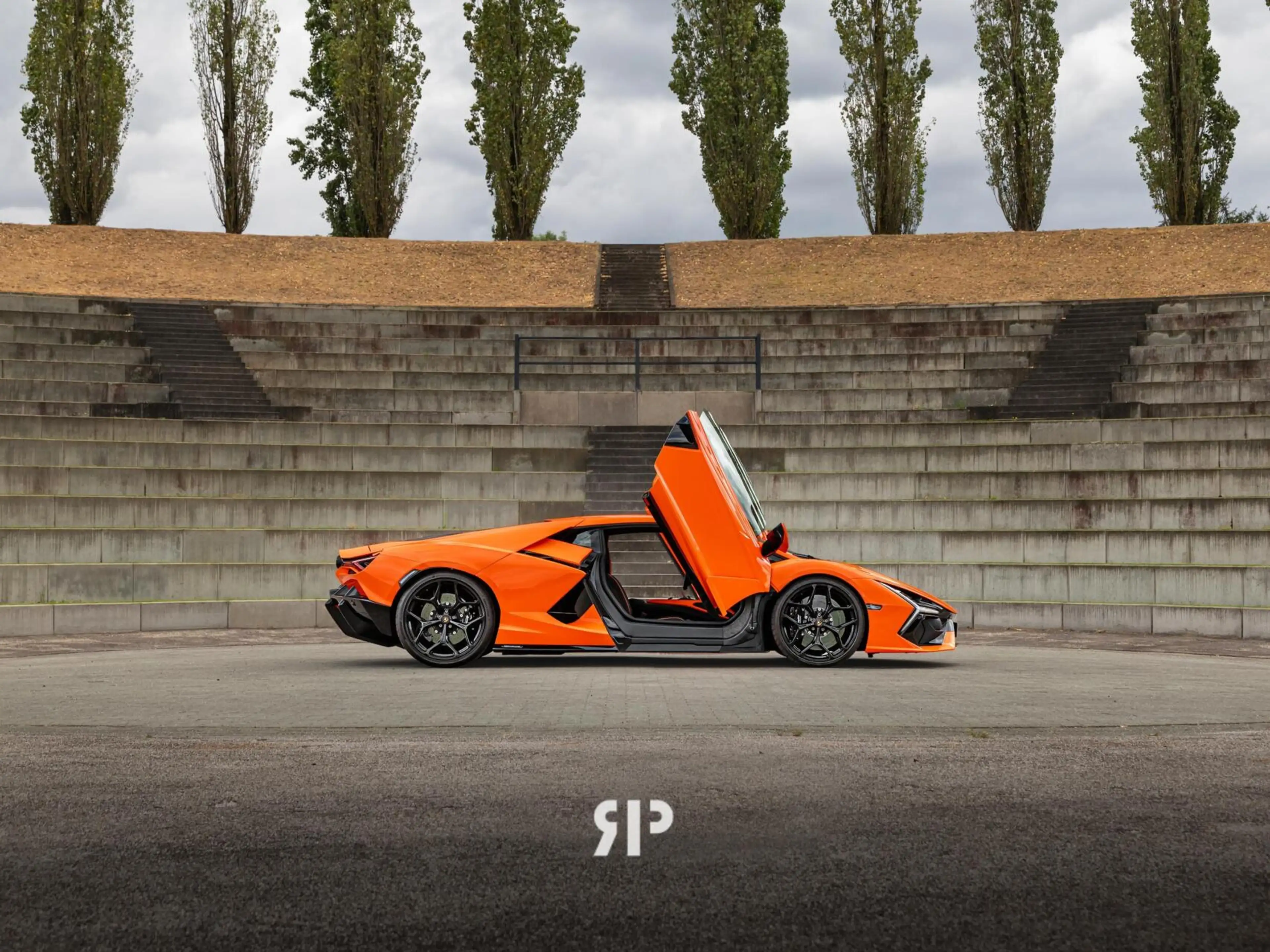 Lamborghini Revuelto Revuelto 6.5 V12 — photo 3