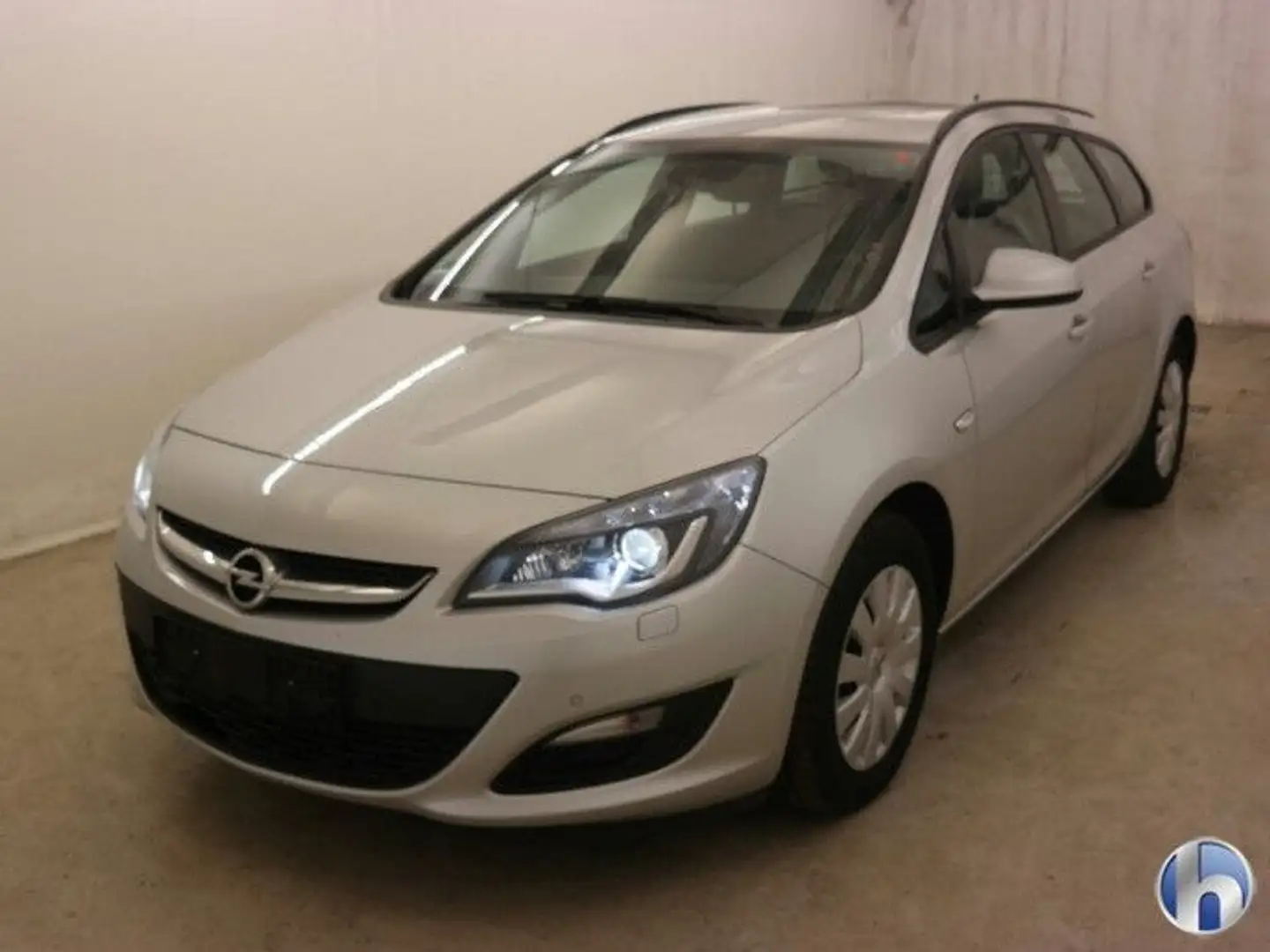 Opel Astra J Sports Tourer 1.6CDTI Xenon Navi PDC AHK Silber - 1