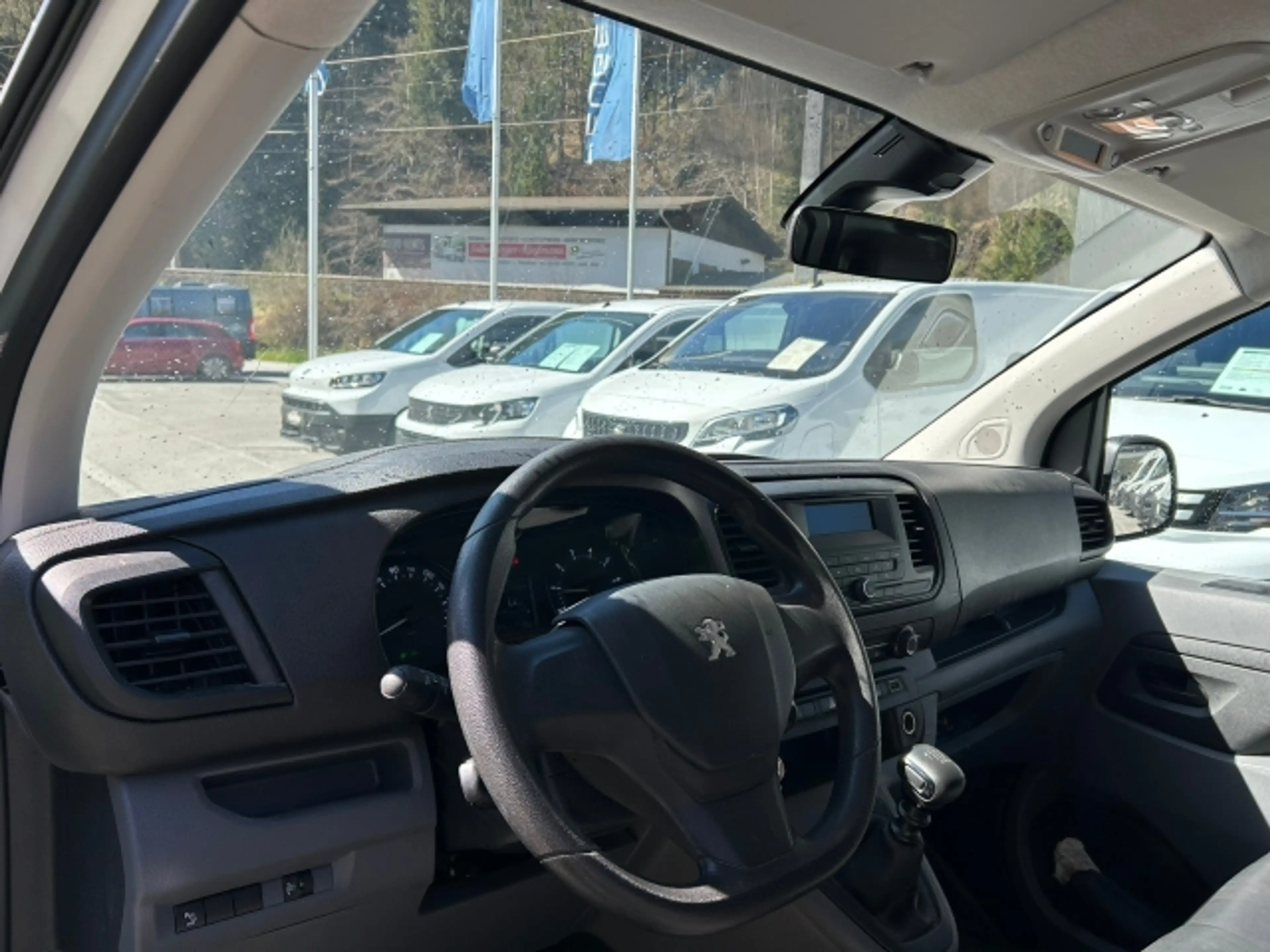 Peugeot Expert Expert Premium L2 BHDI 120 2,0 — photo 9