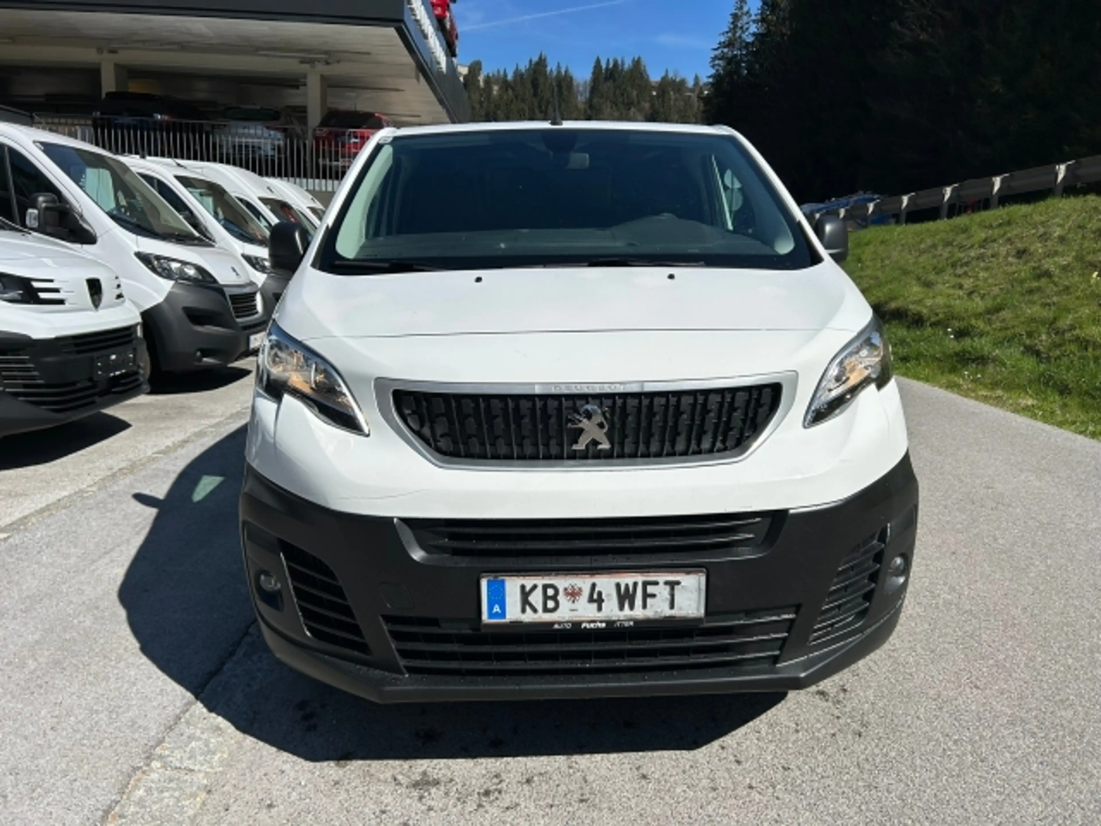 Peugeot Expert Expert Premium L2 BHDI 120 2,0 — photo 3