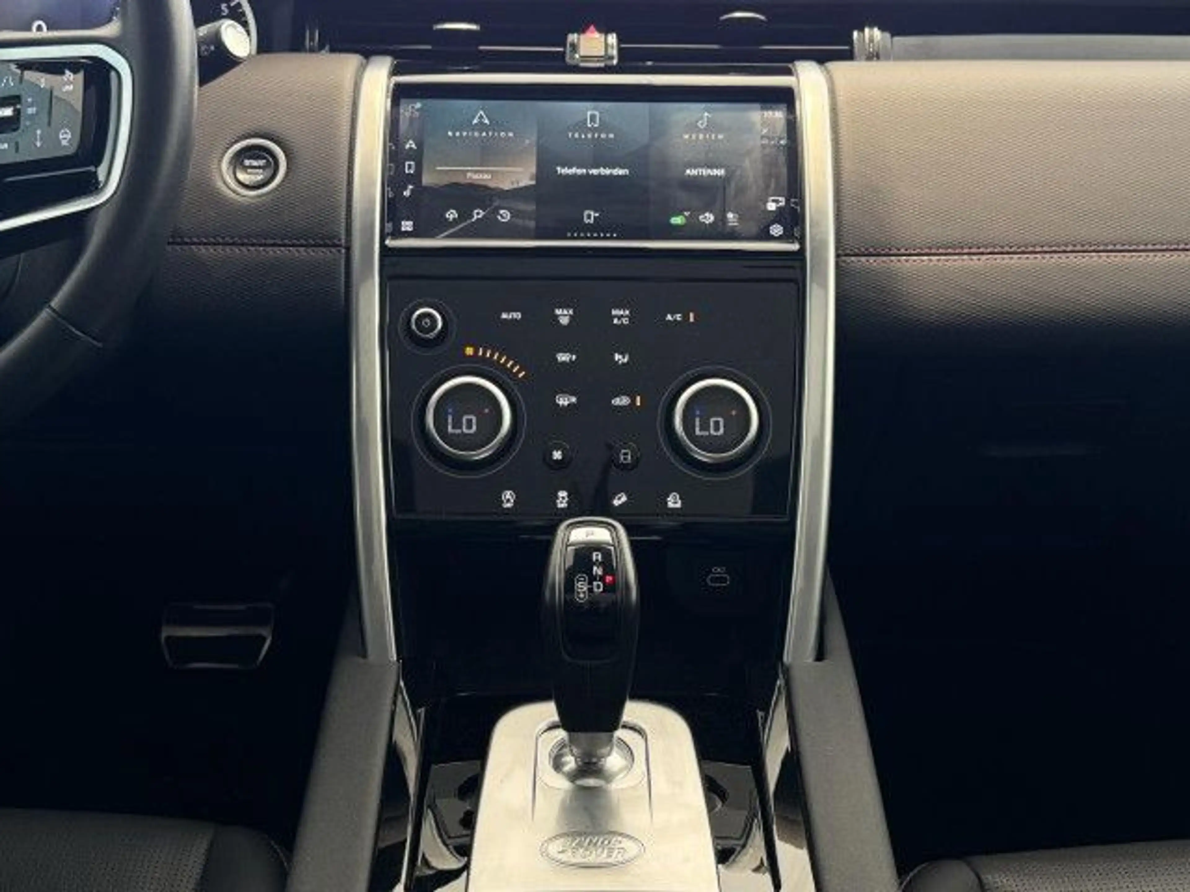 Land Rover Discovery Sport P200 R-Dyn SE Pano AHK WinterPaket — photo 10