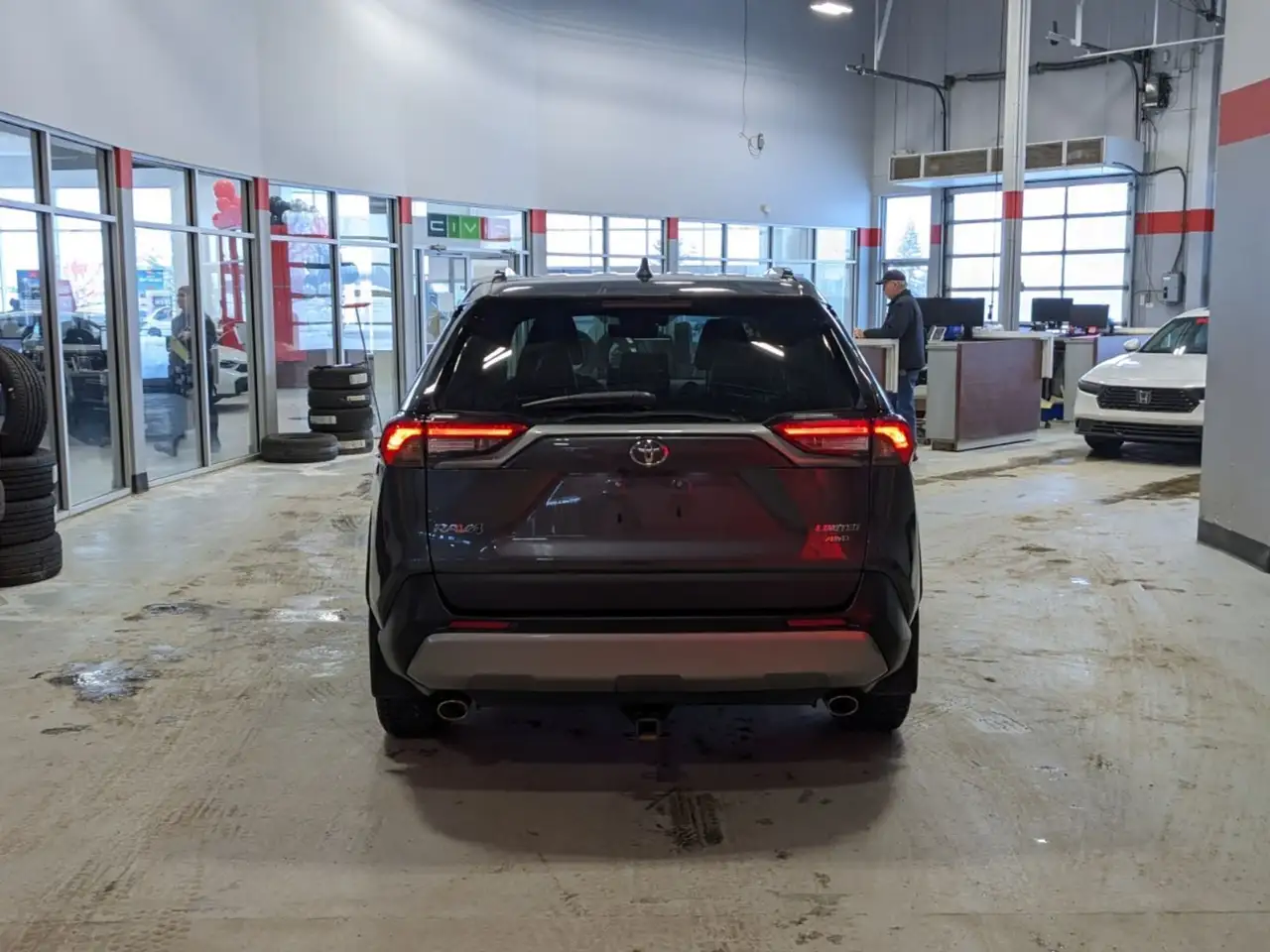 Toyota RAV 4 снимка Toyota RAV 4