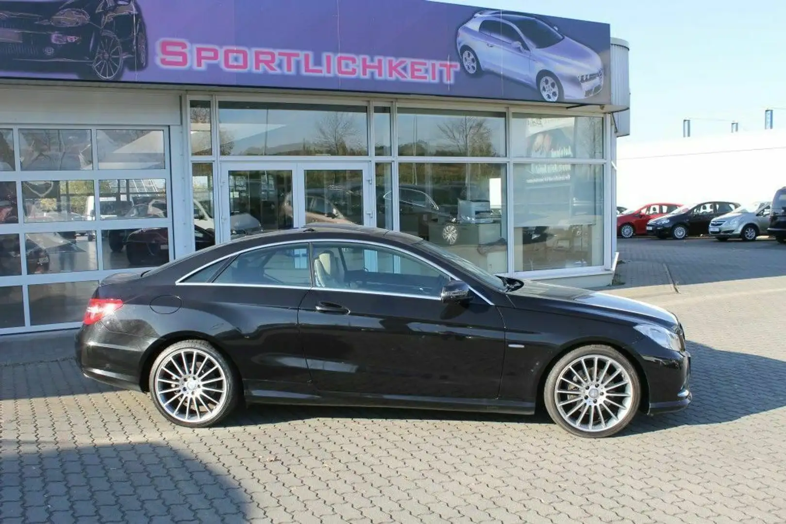 Mercedes-Benz E 350 E350 CDI Coupe 7G-T AMG Paket*Voll*Motorschaden* Černá - 1