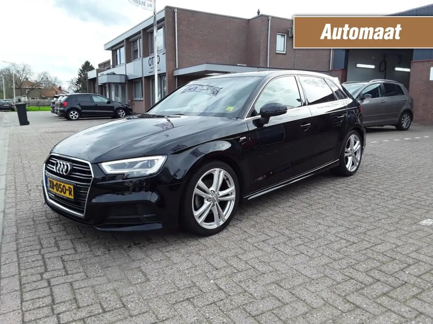 Audi A3 SPORTBACK ACT 1.5 TFSI CoD SPORT S-LINE EDITION / Zwart - 1