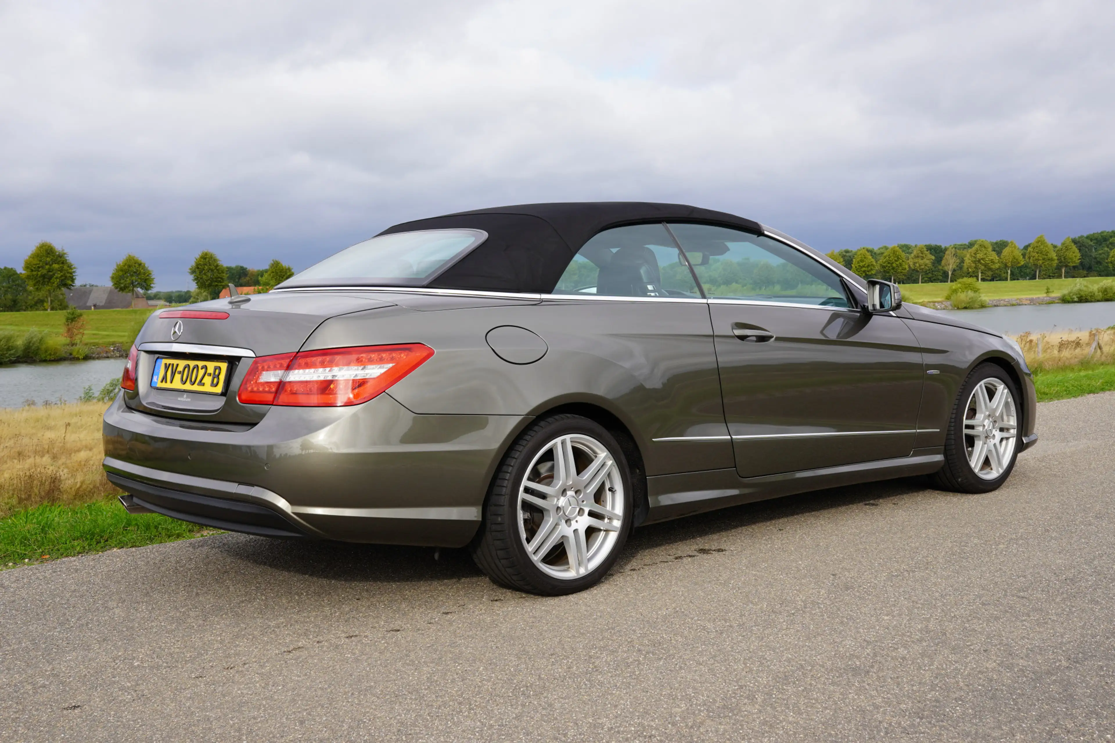 Mercedes-Benz E 250 Cabrio CGI Elegance / AMG / Nekverwarming / — photo 14
