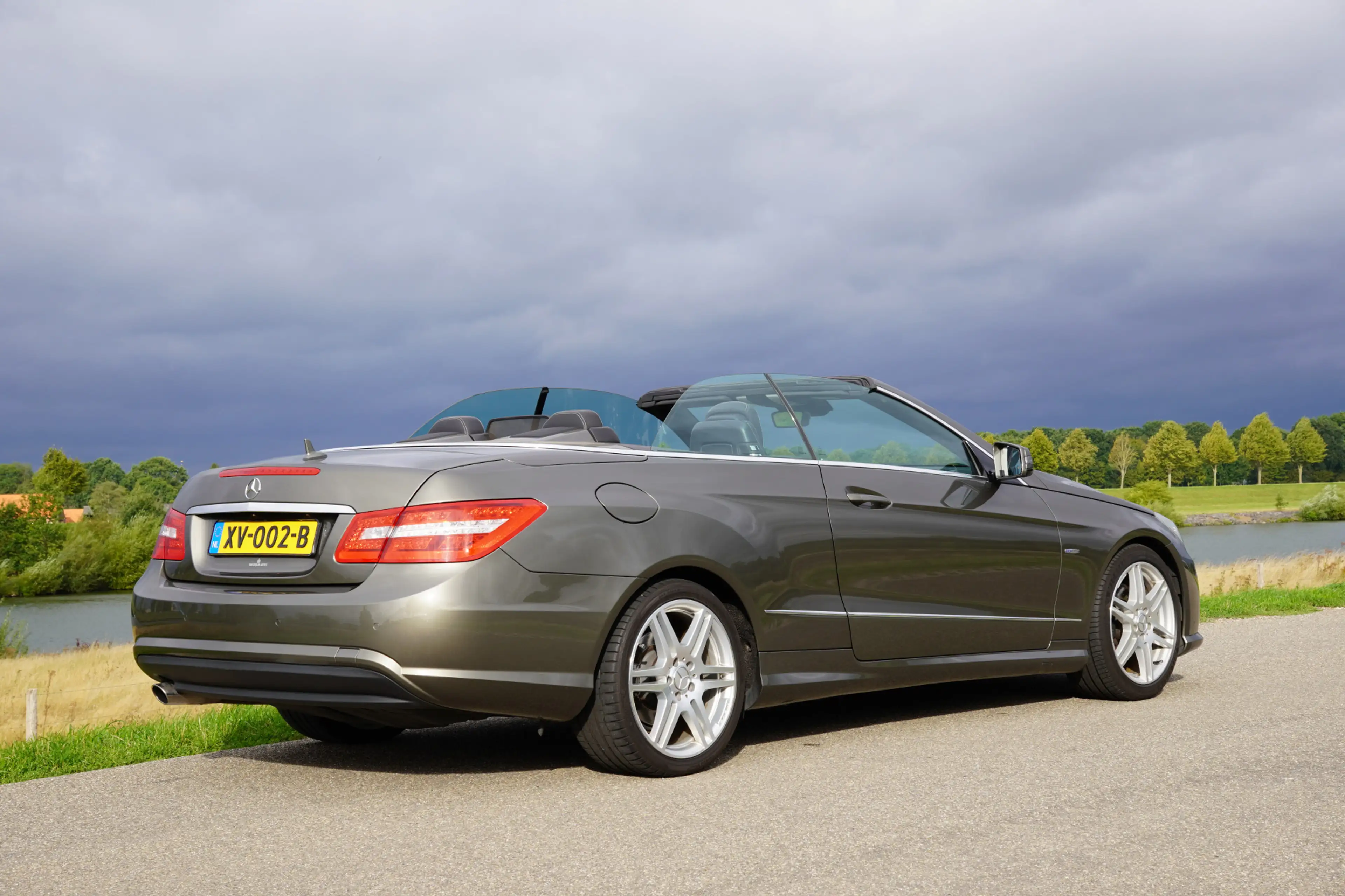 Mercedes-Benz E 250 Cabrio CGI Elegance / AMG / Nekverwarming / — photo 6