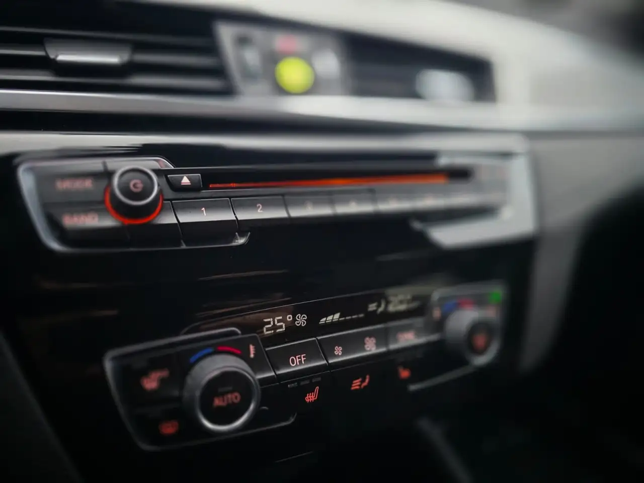 BMW X1 снимка BMW X1