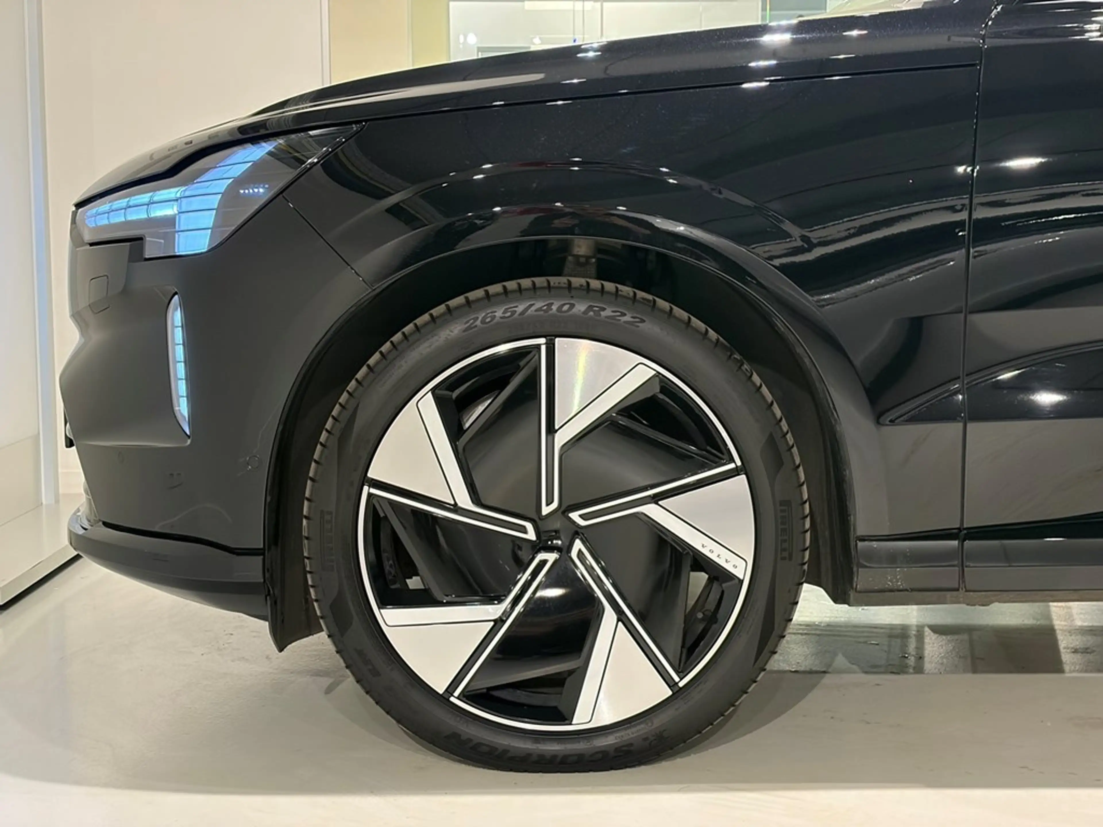 Volvo EX90 Ultra Twin Motor Performance + 6 PLAATSEN/LUCHTVER — photo 3