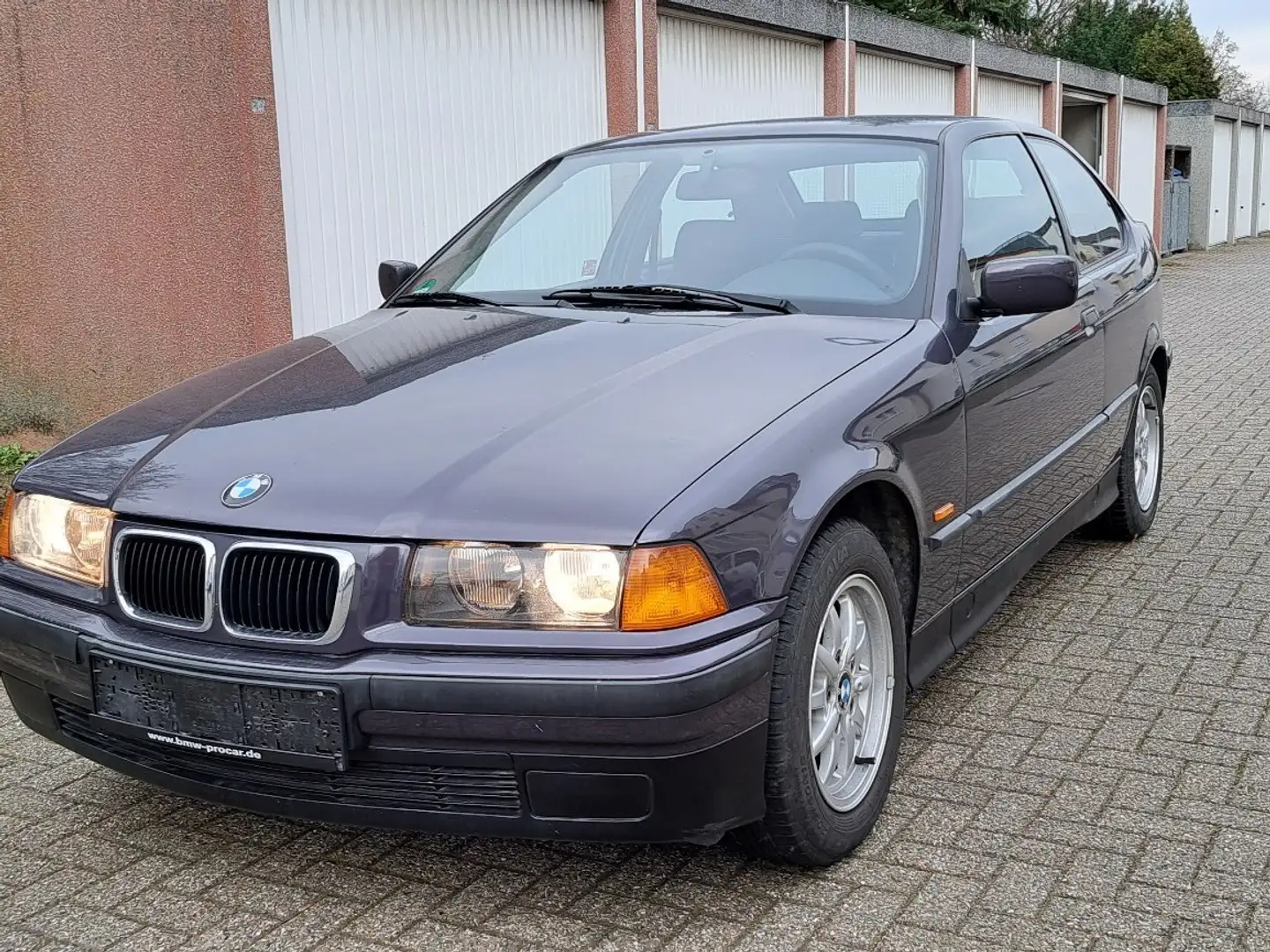BMW 316 316i compact ljubičasta - 1