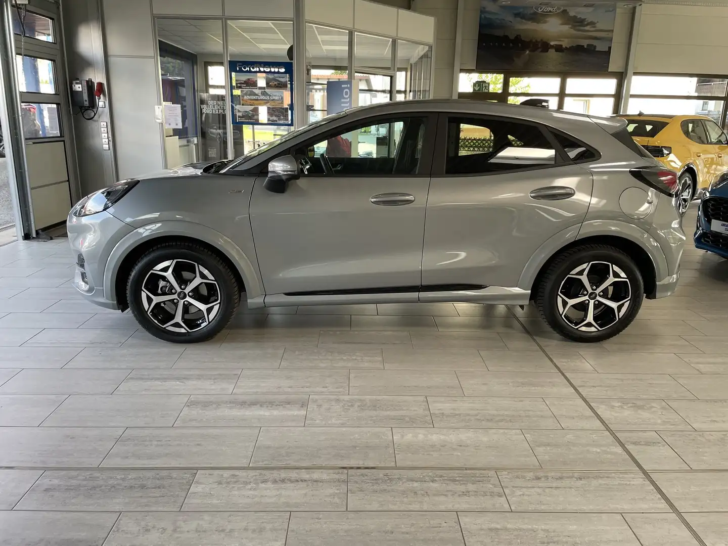 Ford Puma ST-Line Automatik + Matrix + Fahrerassist. Zilver - 2