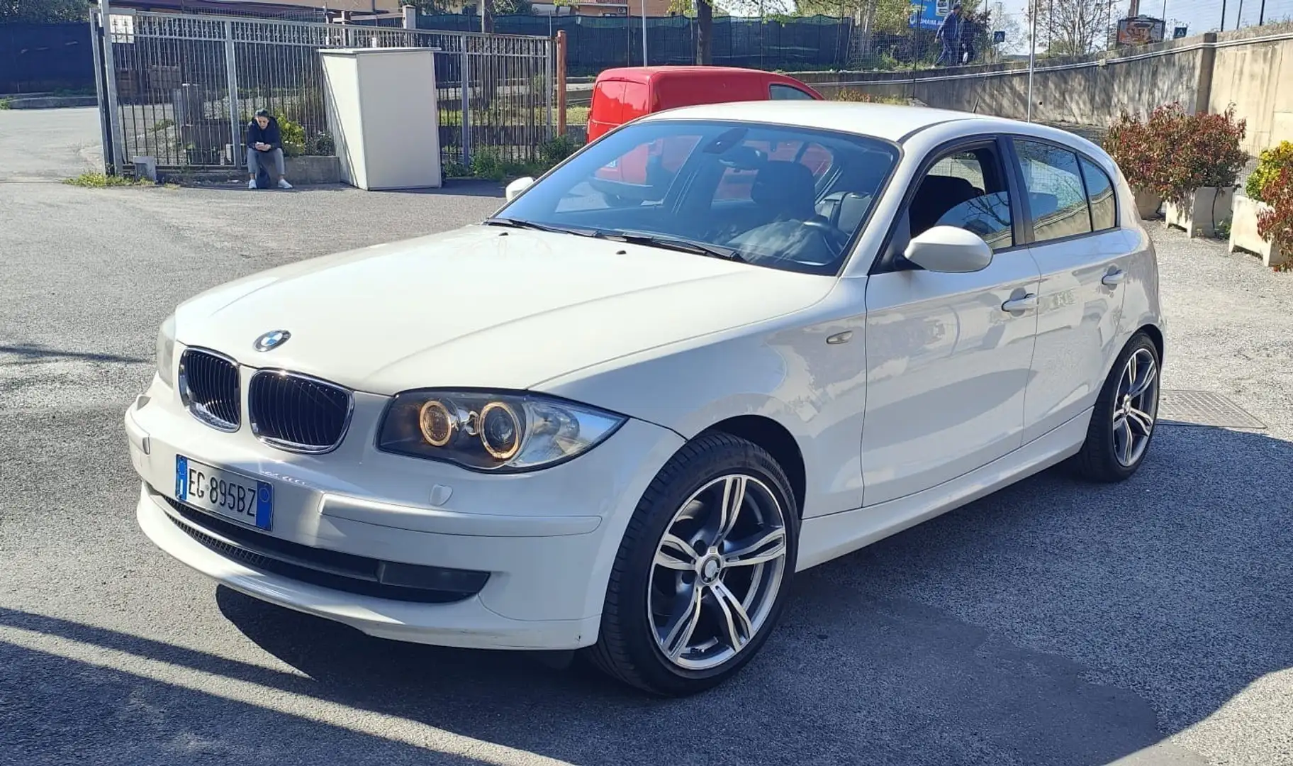 BMW 118 118d 5p 2.0 Eletta 143cv dpf - 1