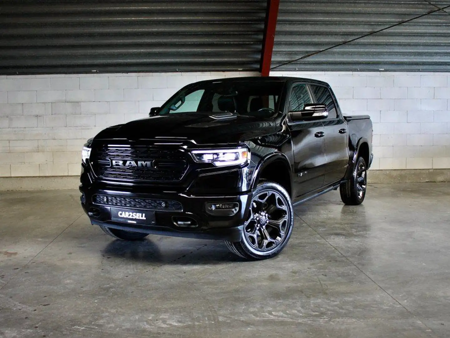RAM 1500 5.7L Hemi ***Limited Night Edition*** Negro - 1