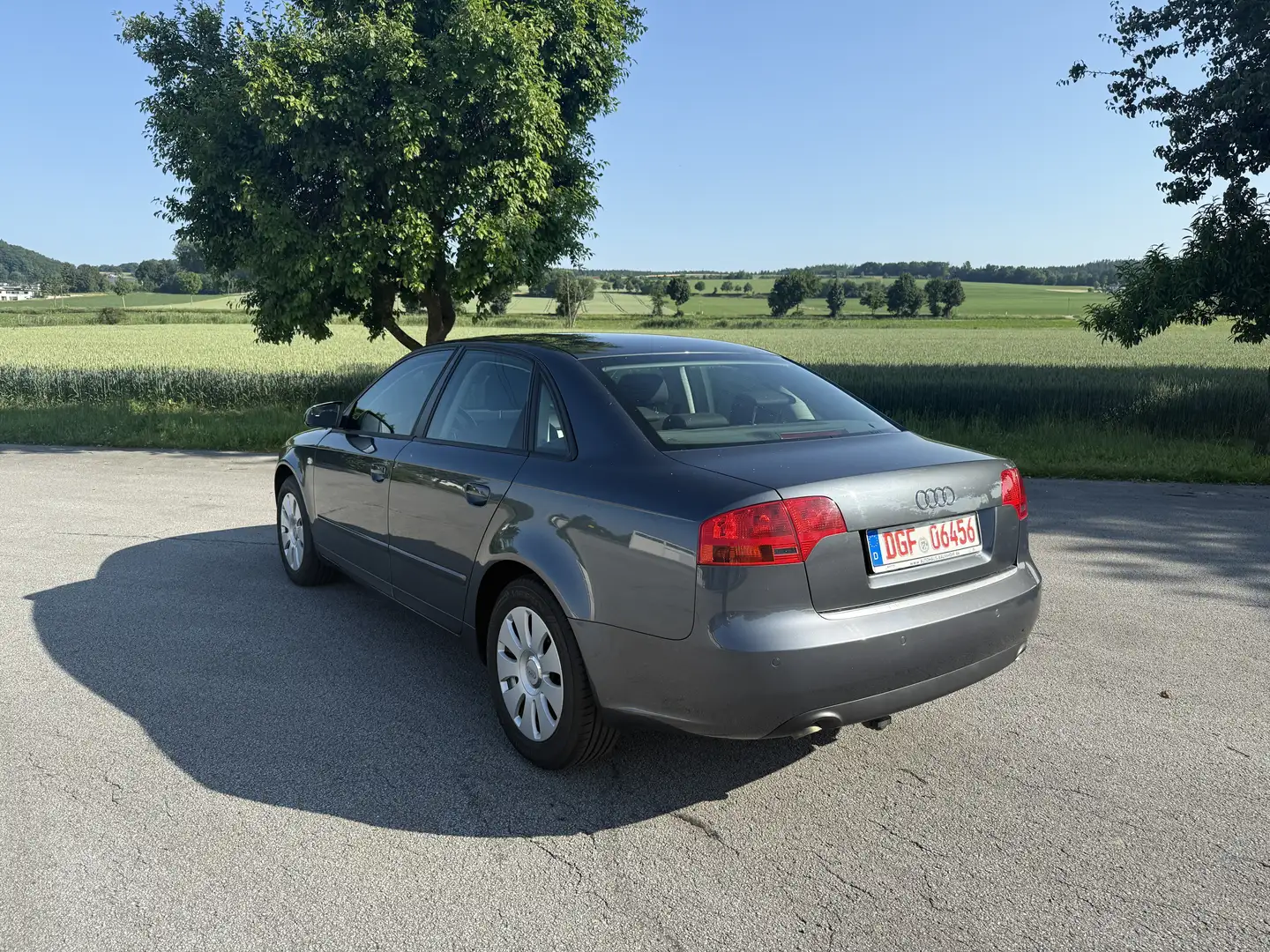 Audi A4 2.7 TDI-Xenon-Pdc-Shz-Schiebedach-Temp-Garantie Grau - 2