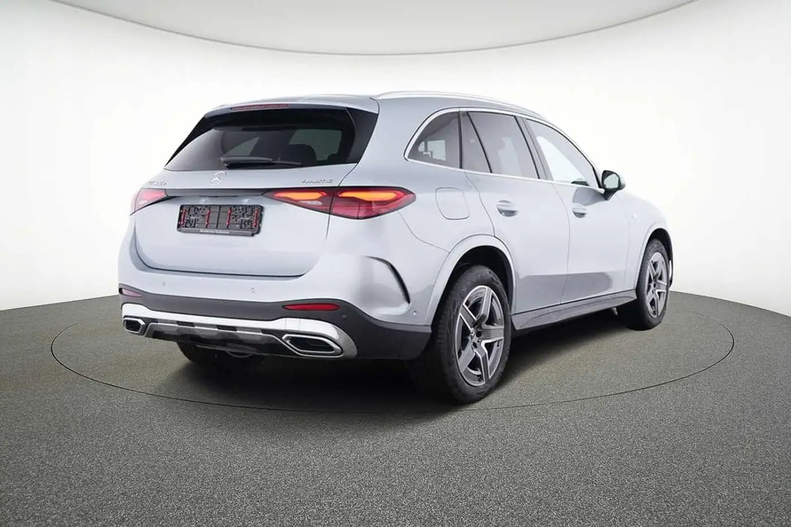 Mercedes-Benz GLC 300 e 4MATIC Off-Roader AMG LINE - 2