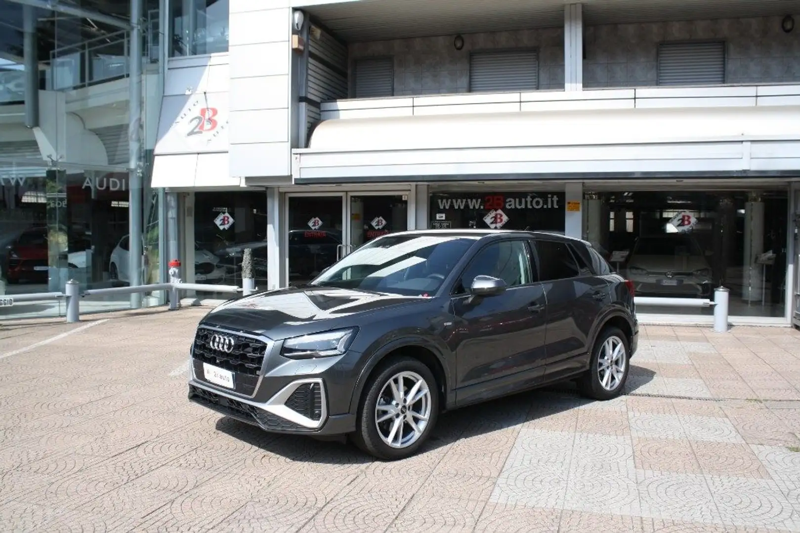 Audi Q2 35 TDI S tronic S line Edition Grigio - 1