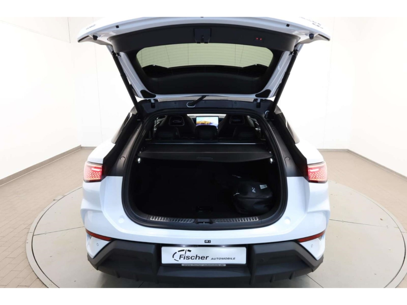 BYD Sealion 7 Design AWD — photo 13