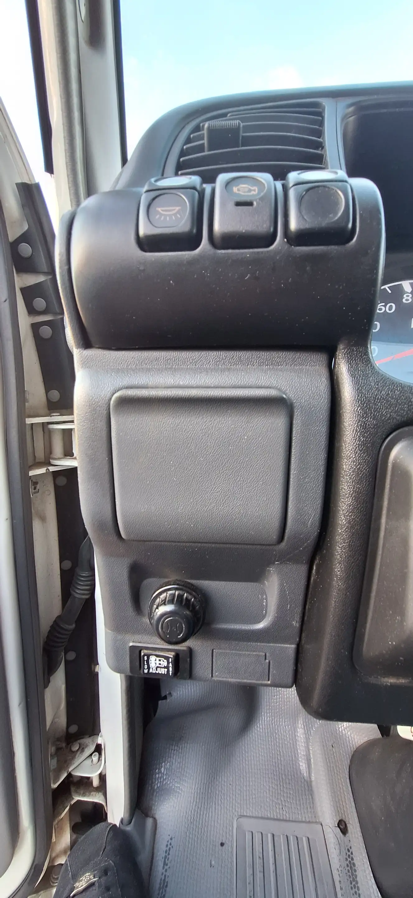 Isuzu NPR NPR-85-3.0cc-SMOOTHER-170.000KM — photo 13