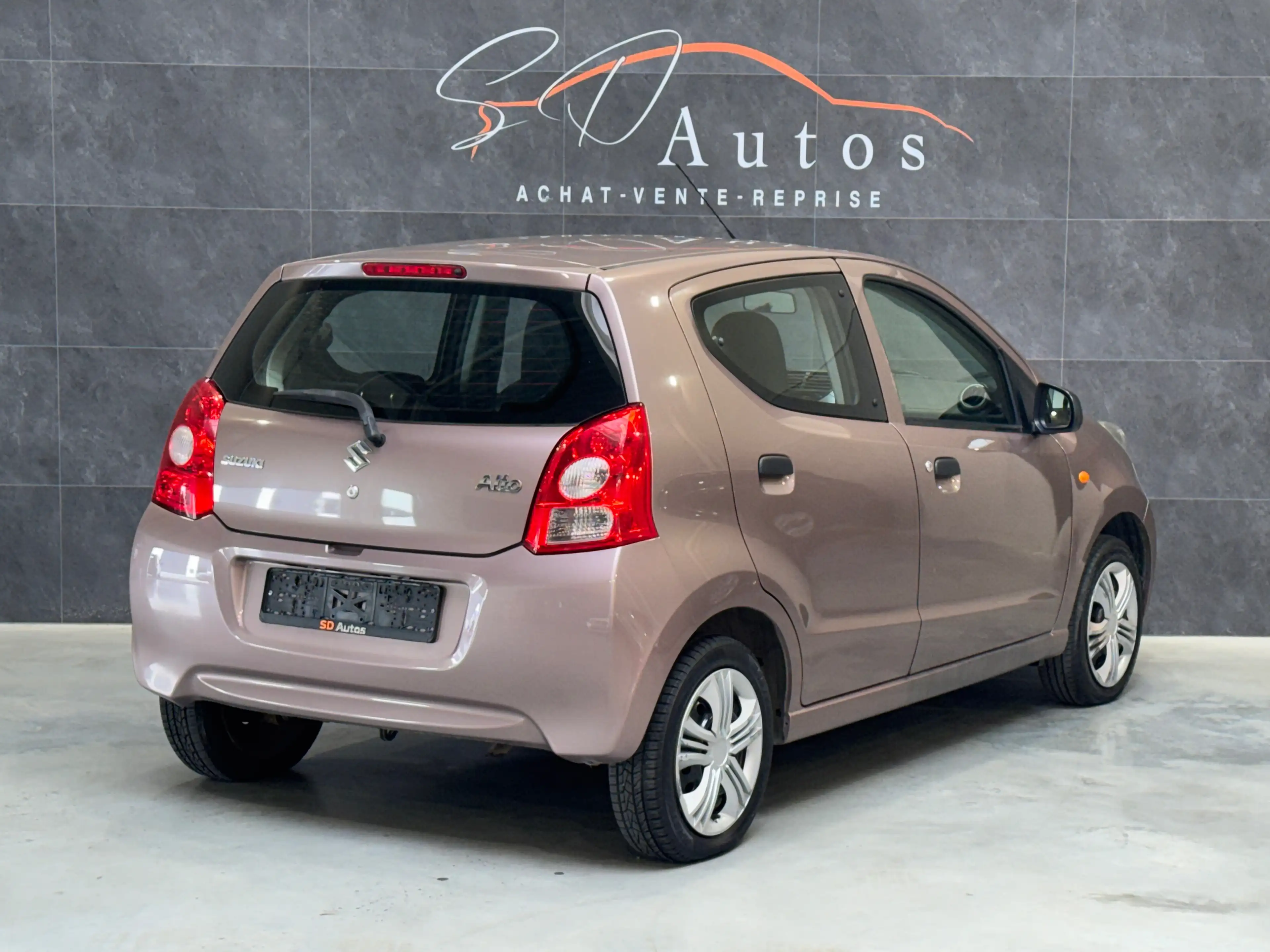 Suzuki Alto 1.0i* BOITE AUTOMATIQUE * CARNET * AIRCO * GARANTIE 12 MOIS * — photo 4