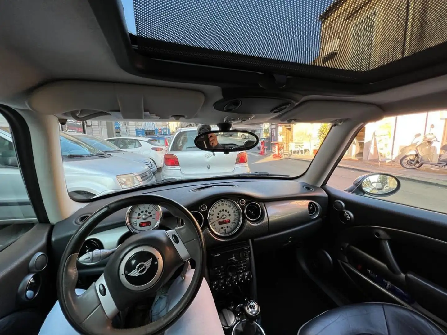 MINI Cooper 1.6 Park Lane - 2