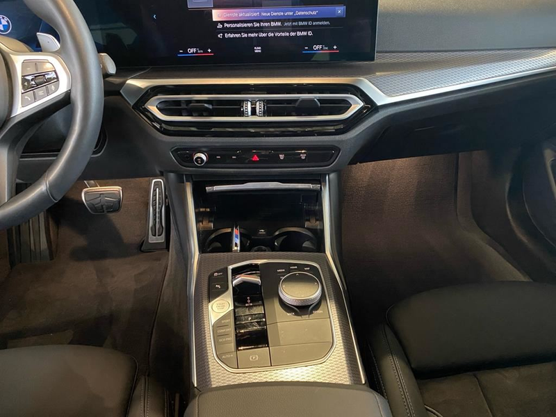 BMW 320 M Sport — photo 11