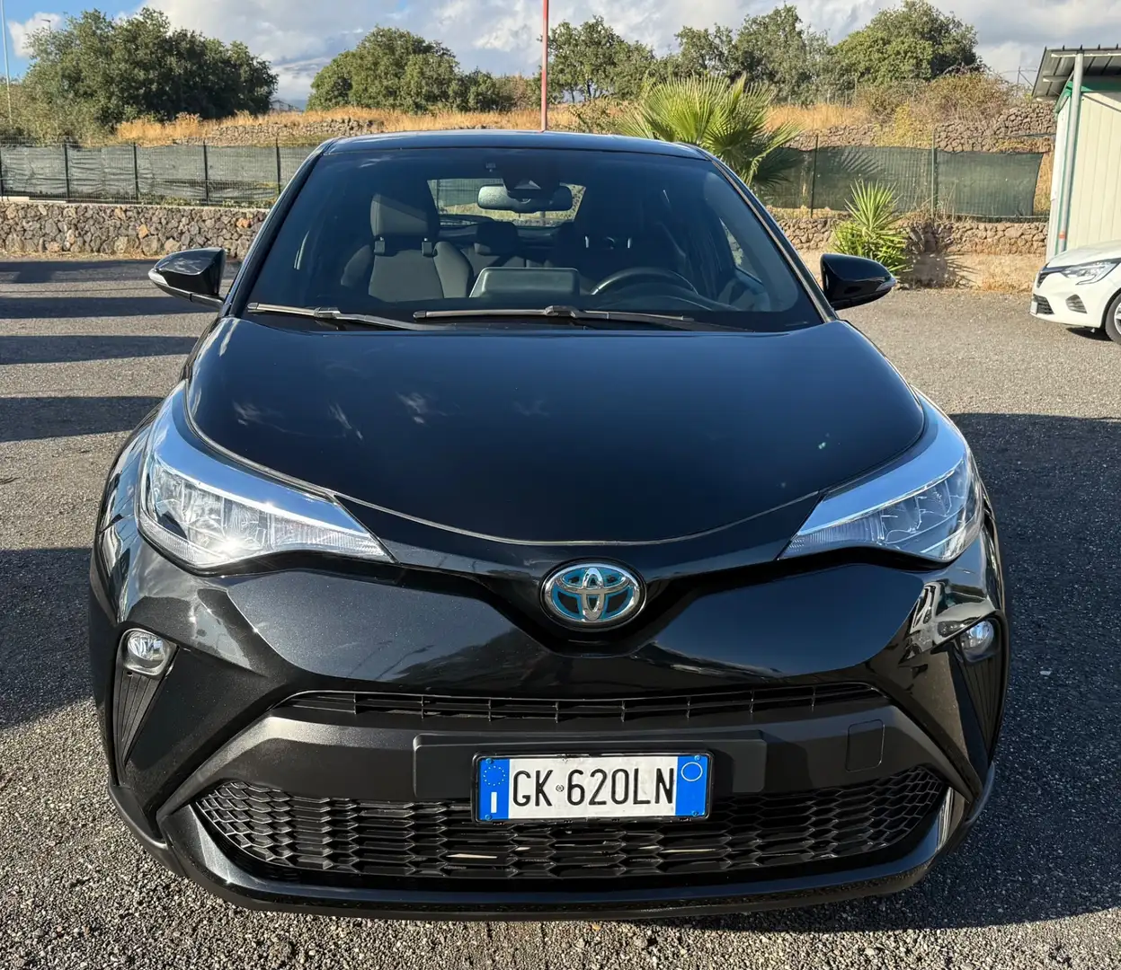 Toyota C-HR C-HR 1.8 Hybrid E-CVT Lounge Nero - 2