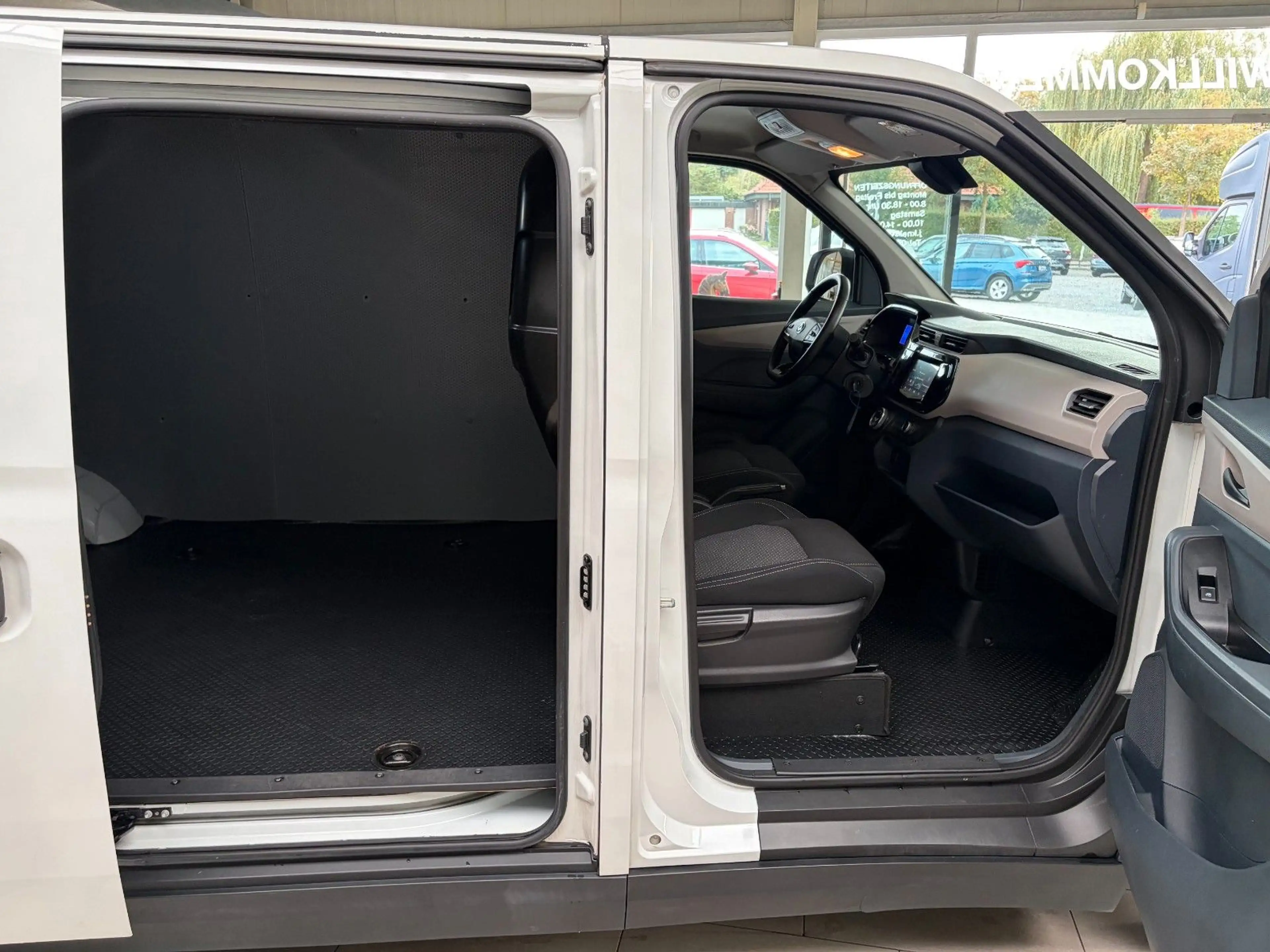 Maxus eDeliver 3 Kasten L1H1/KAMERA/SHZ/PDC — photo 9