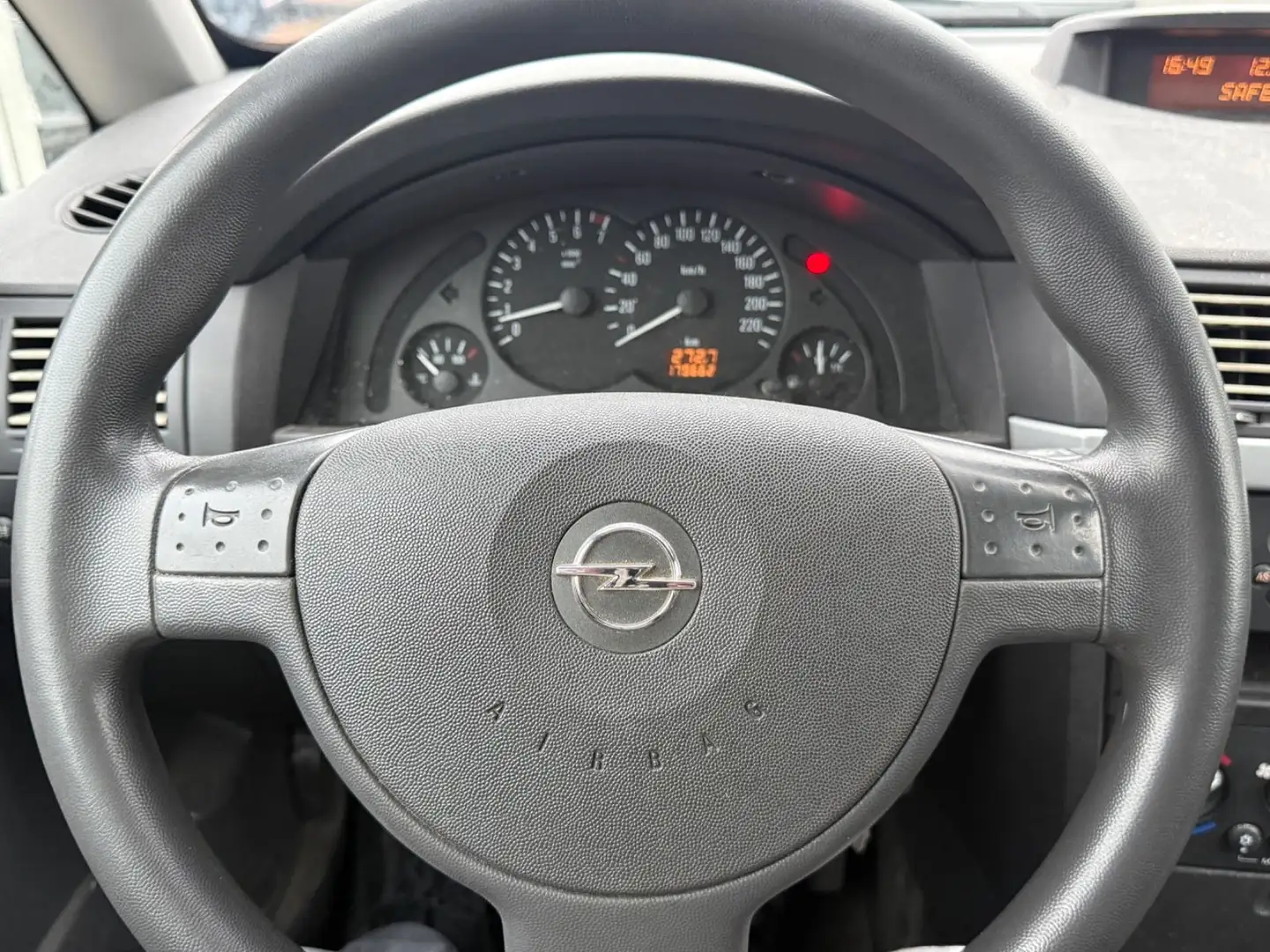 Opel Meriva 1.6 Cosmo - 2