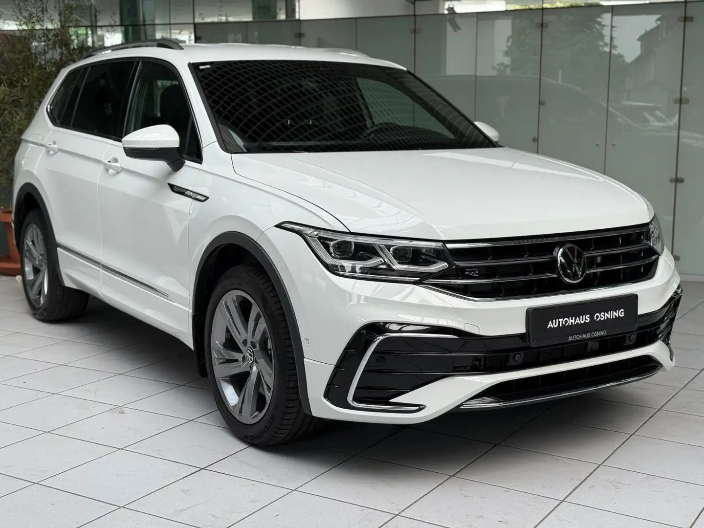 Volkswagen Tiguan Allspace R-Line 4M KAMERA AHK STHZ 7-SITZ Blanc - 1